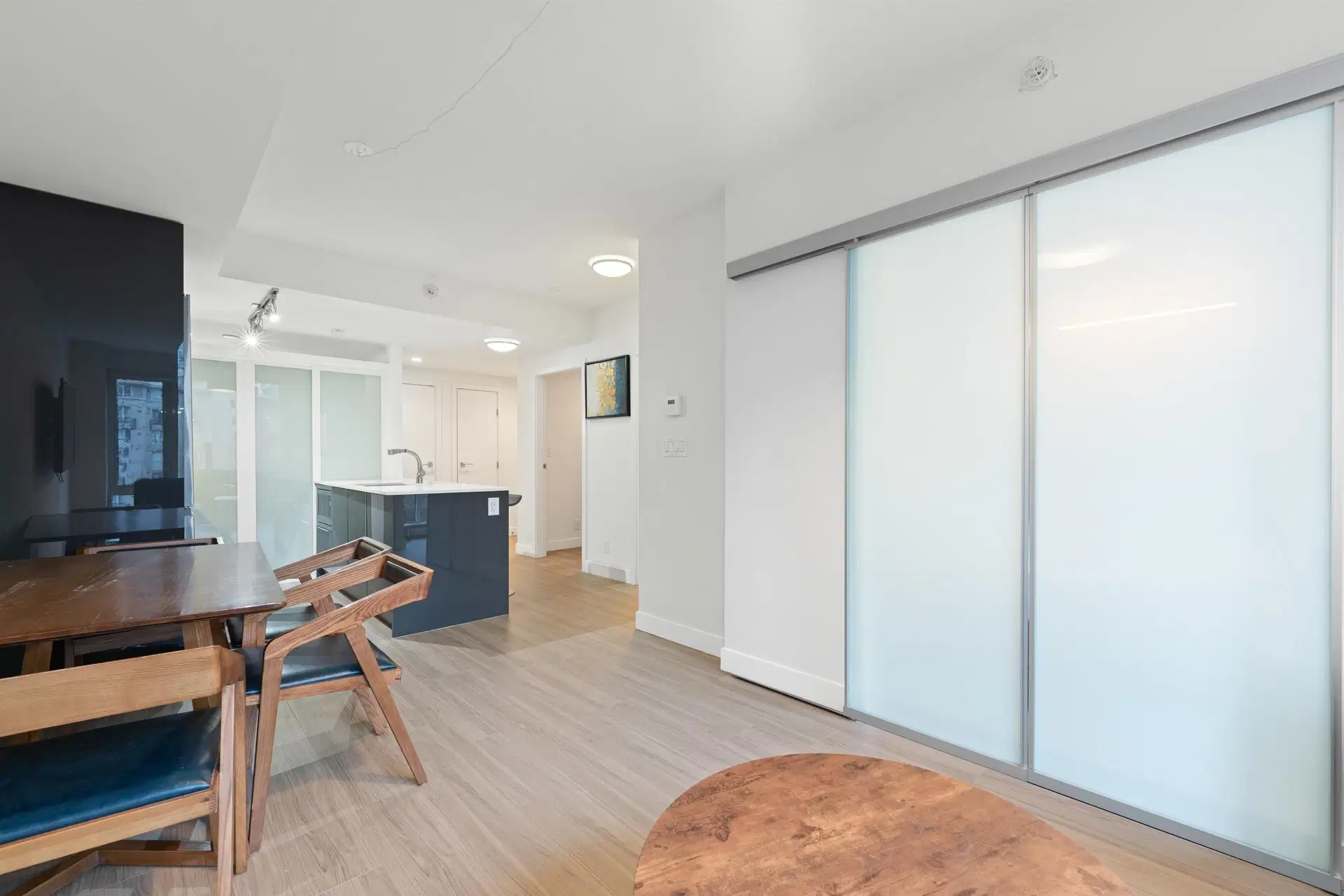 #404 – 1283 Howe Street