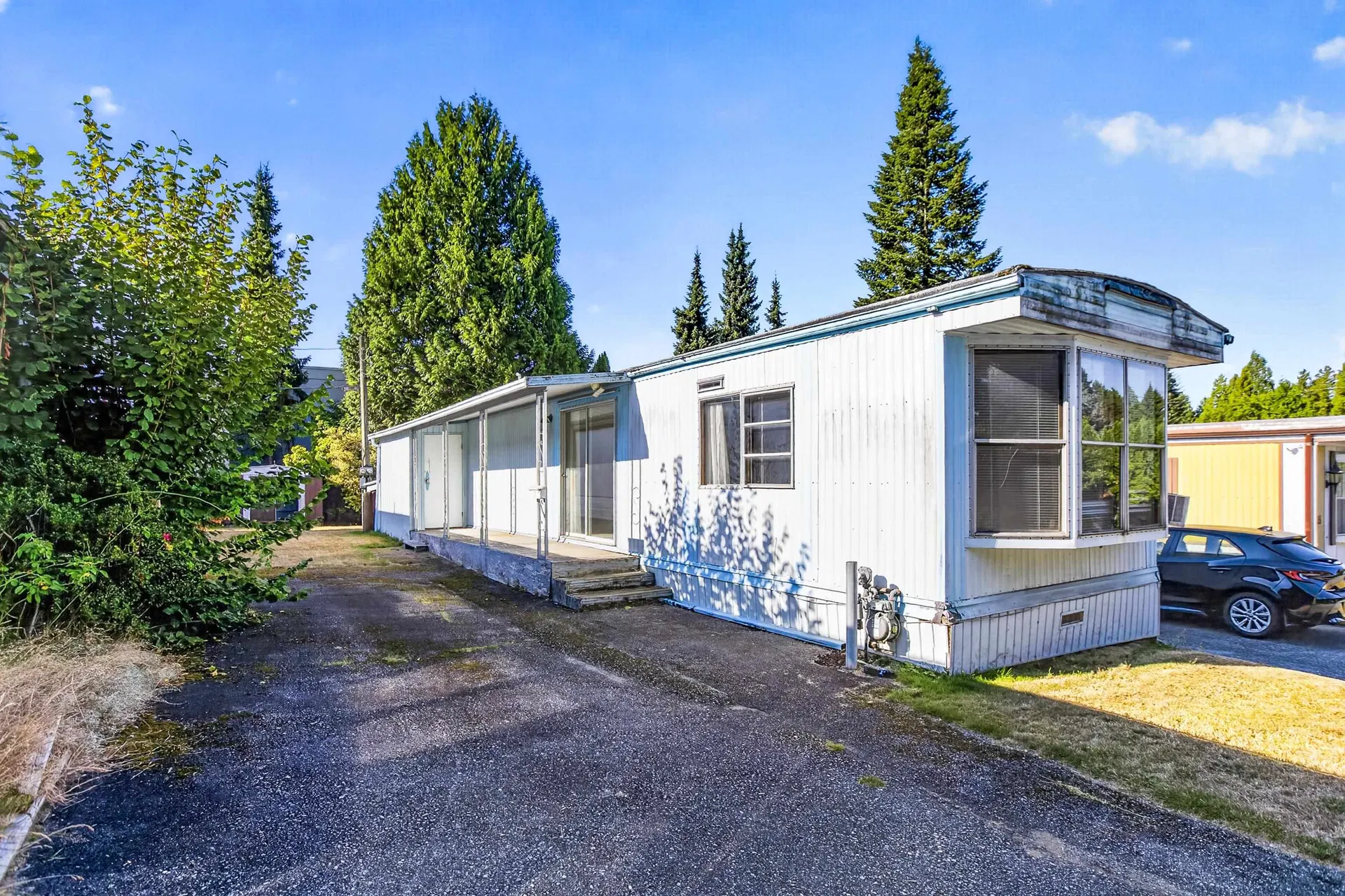 Photo 1 of 32 at #14 – 21163 Lougheed Highway