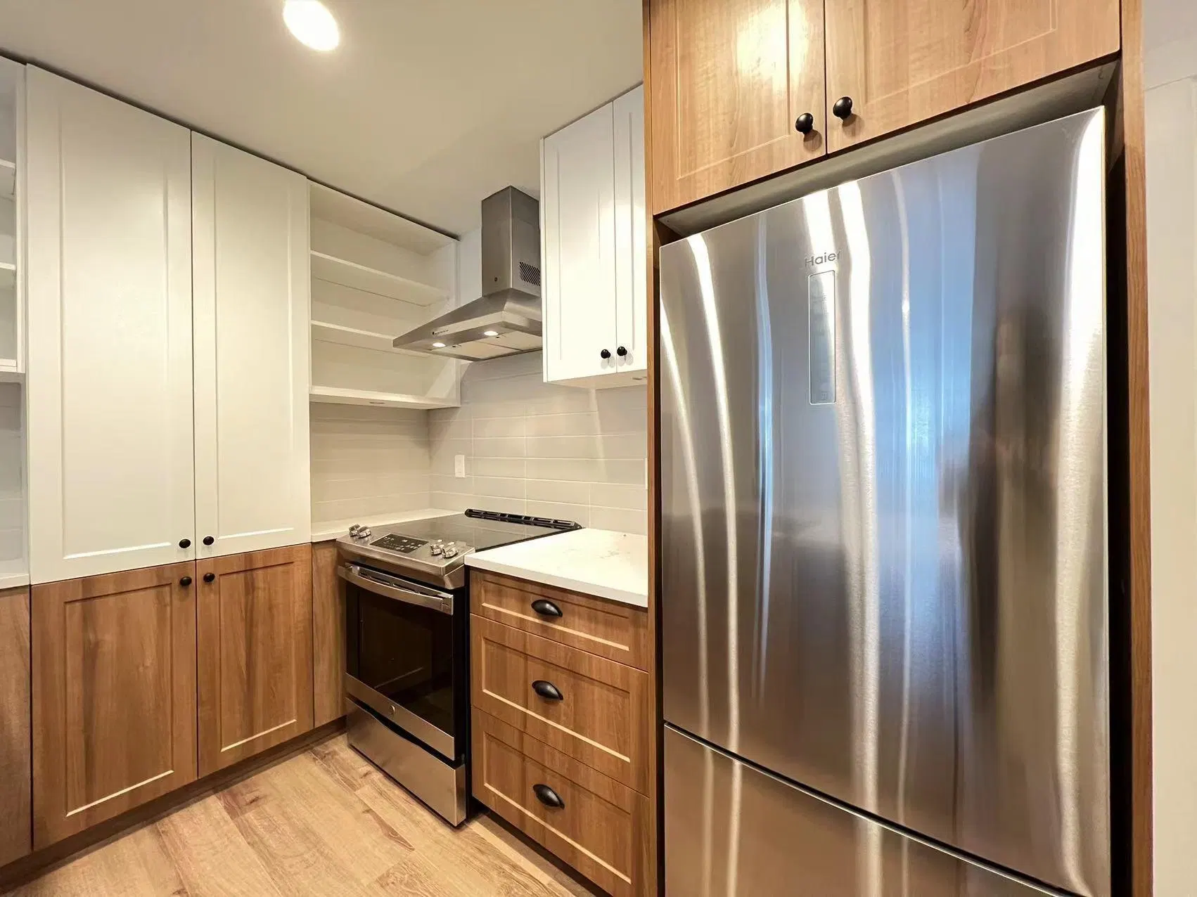 Photo 5 of 18 at B206 – 20487 65 Avenue