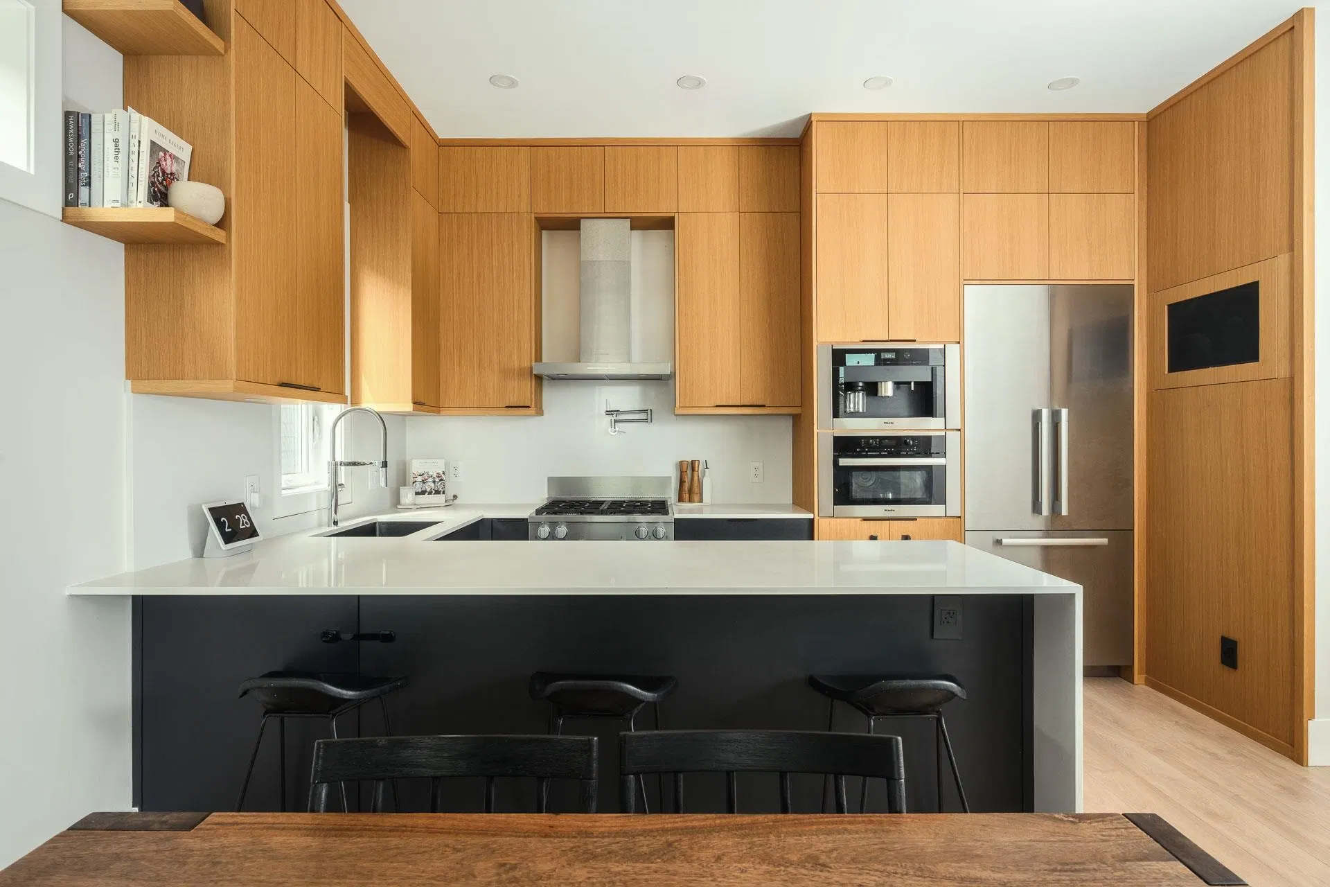 Photo 3 of 40 at #3 – 215 E 21st Street