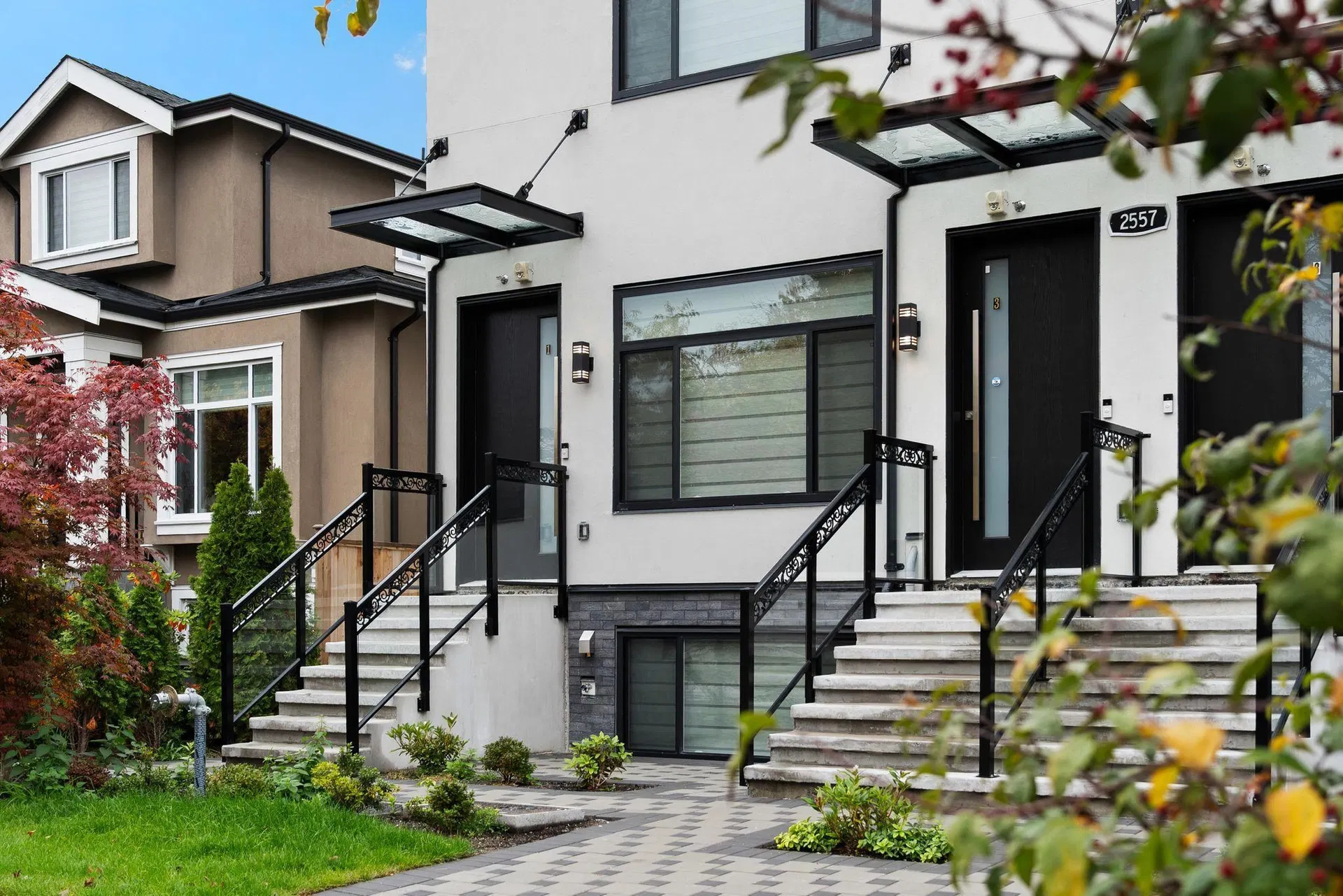Photo 2 of 25 at #1 – 2557 W King Edward Street