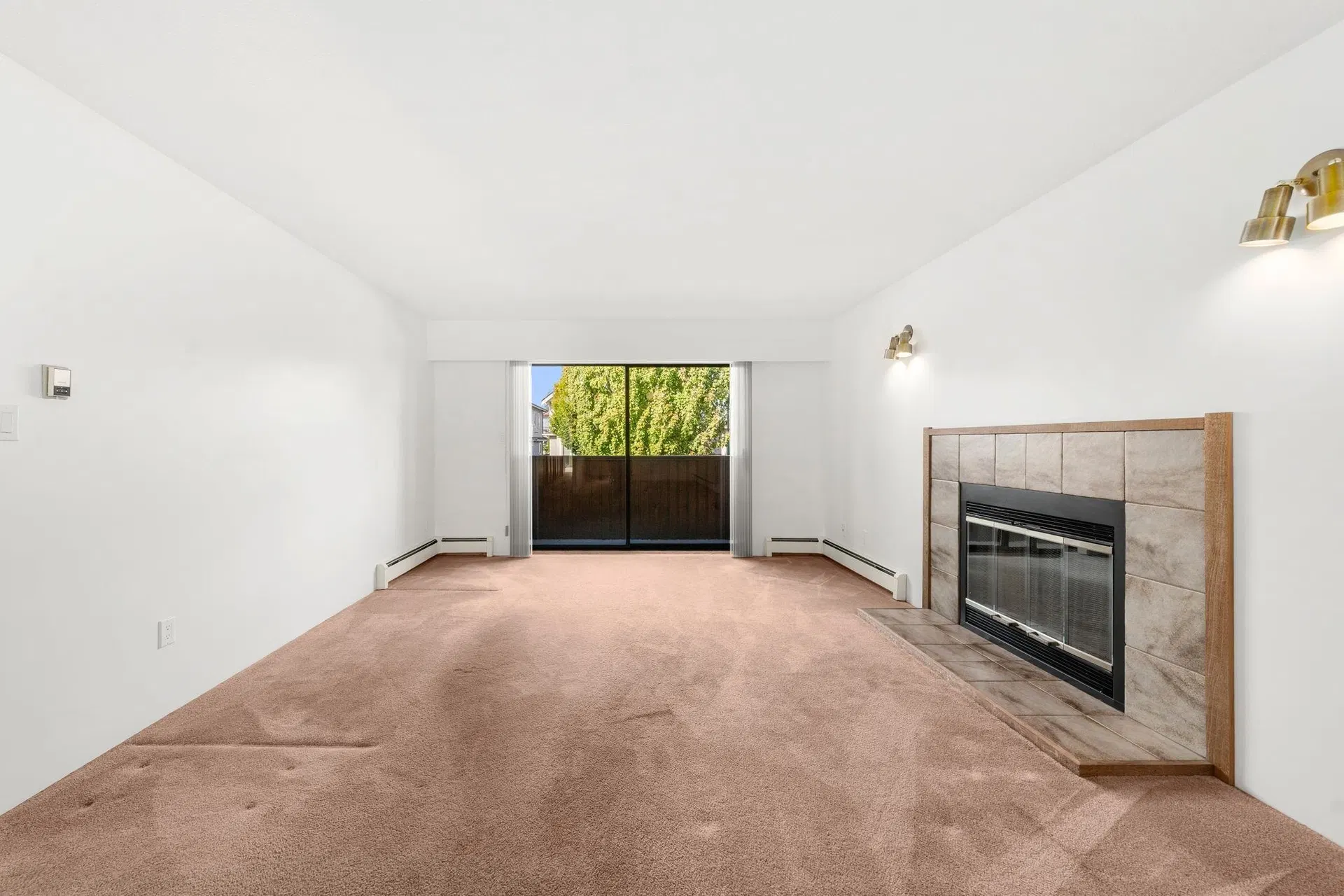 Photo 4 of 40 at 768 W. 66th Avenue