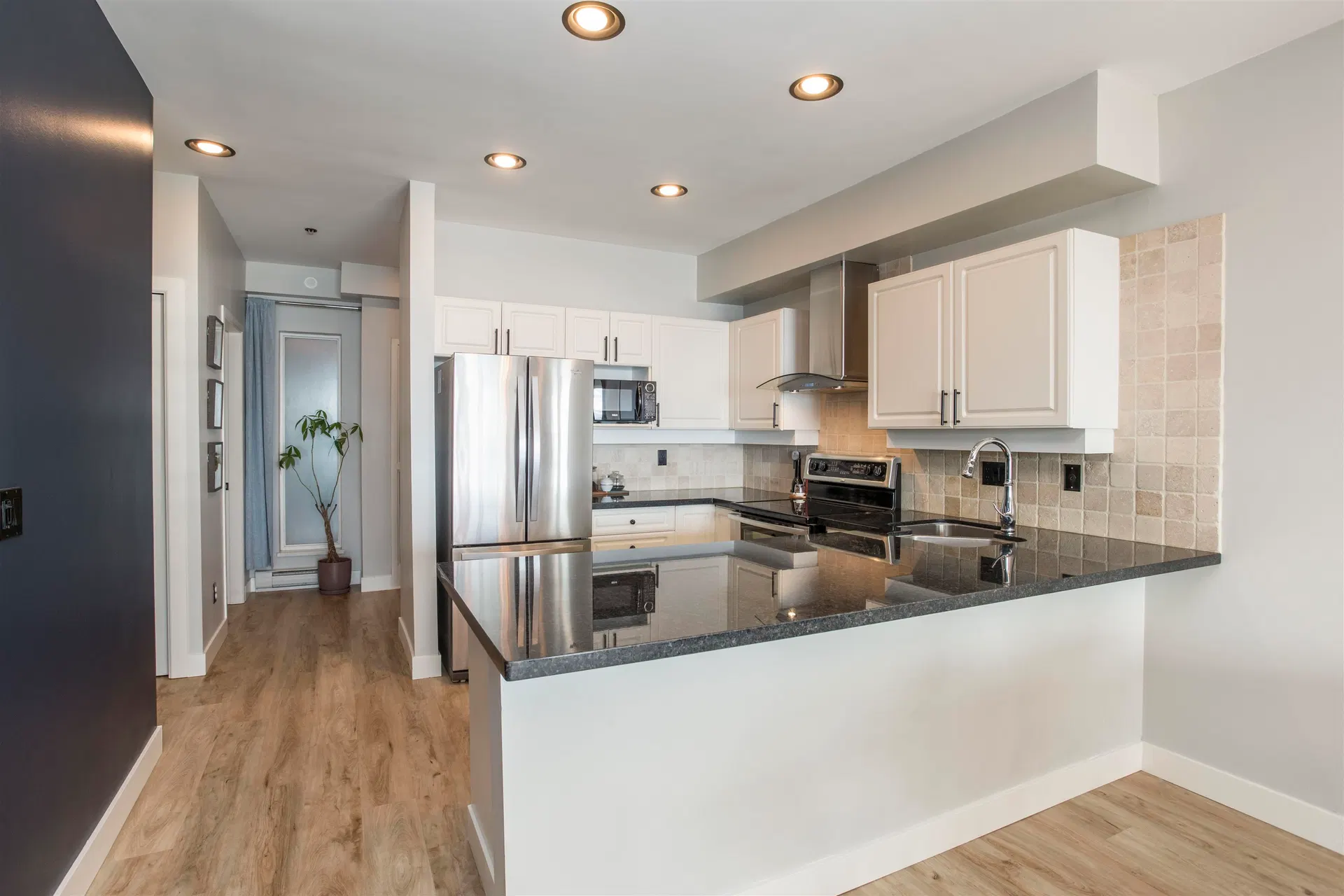 Photo 4 of 38 at #308 – 1120 Tsatsu Shores Drive