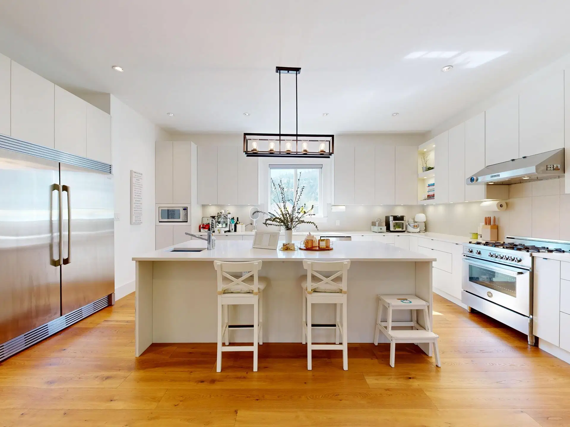 #52 – 3295 Sunnyside Road