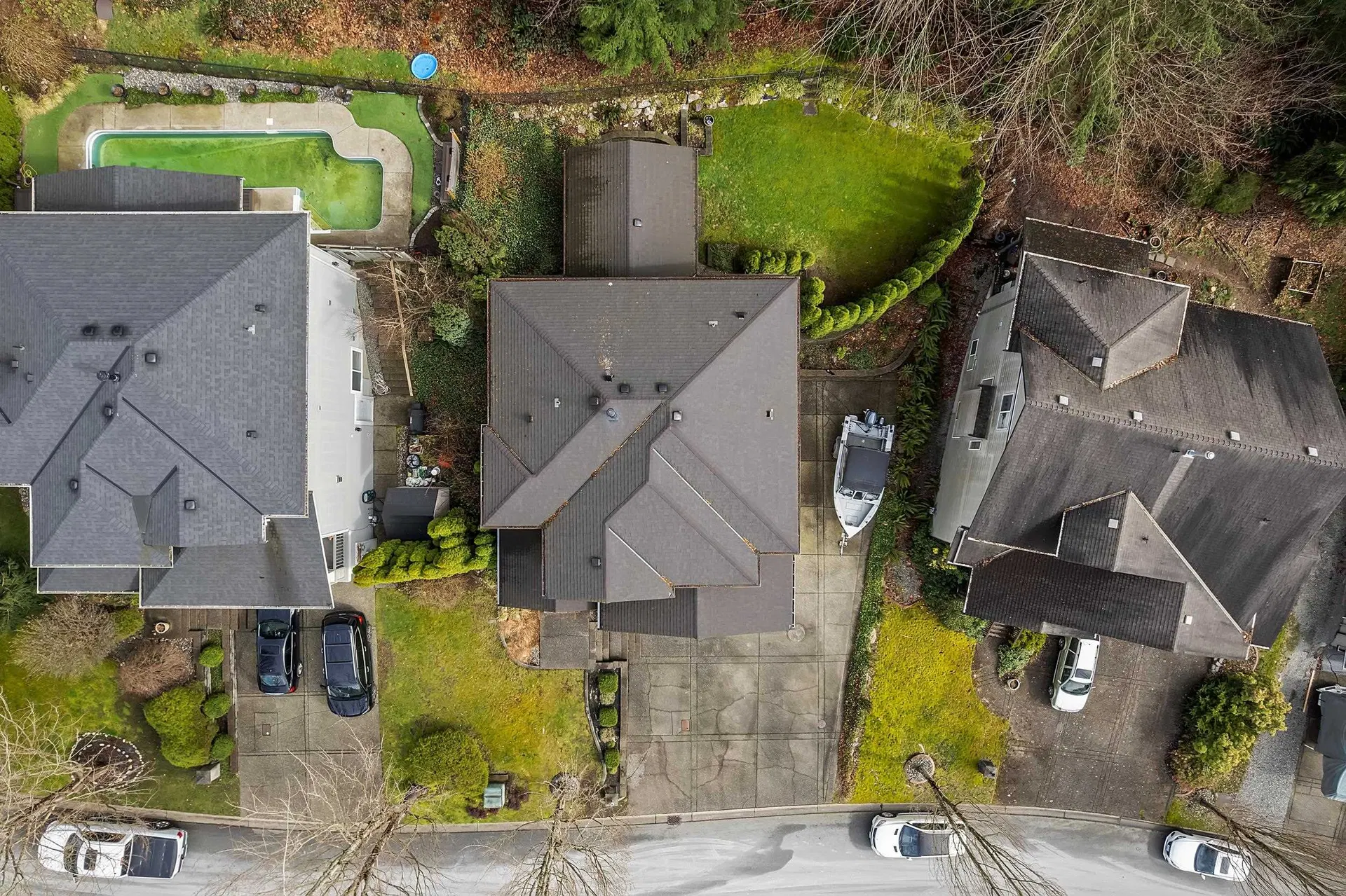 Photo 3 of 40 at 23462 133 Avenue
