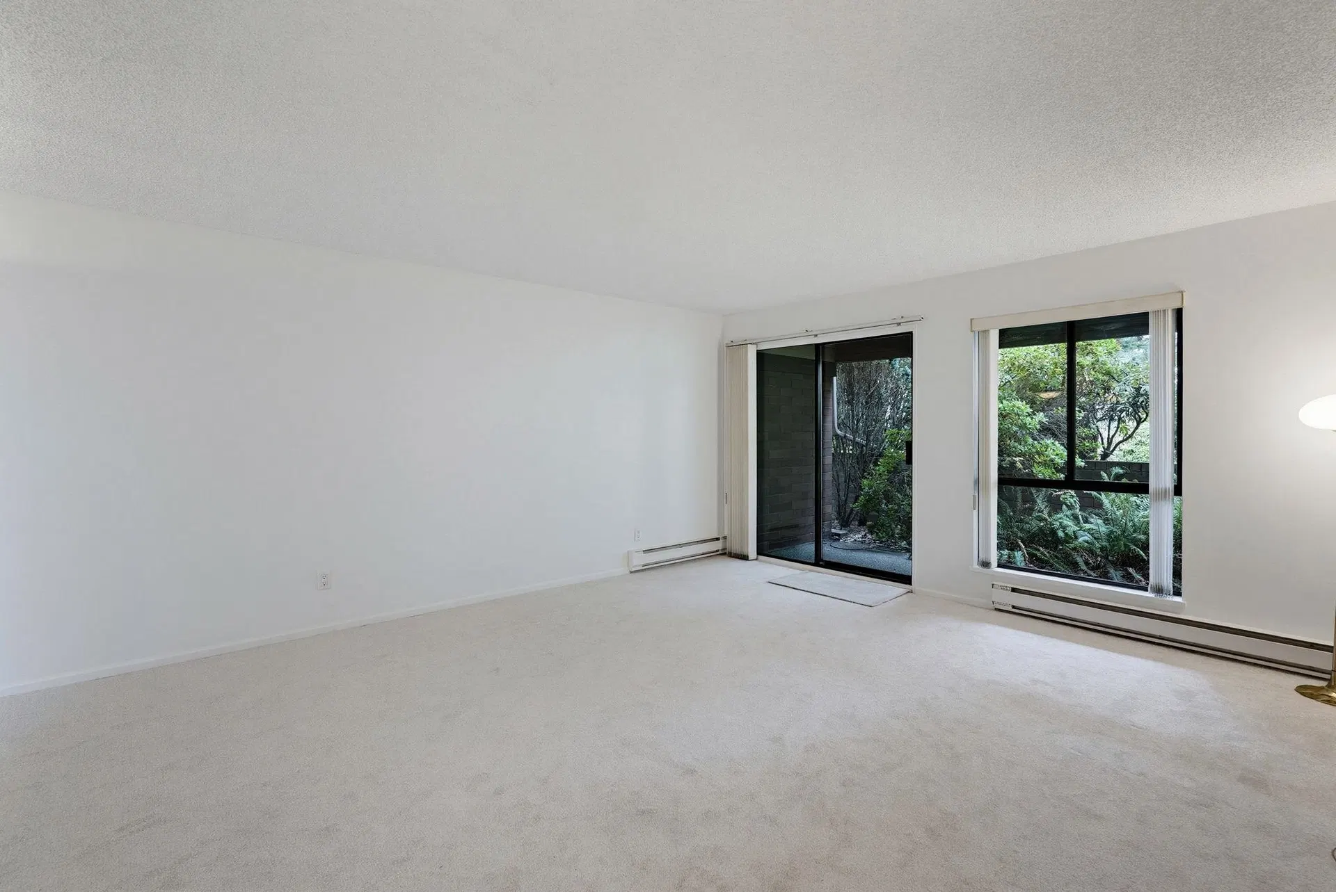 Photo 4 of 29 at #106 – 333 Wethersfield Drive