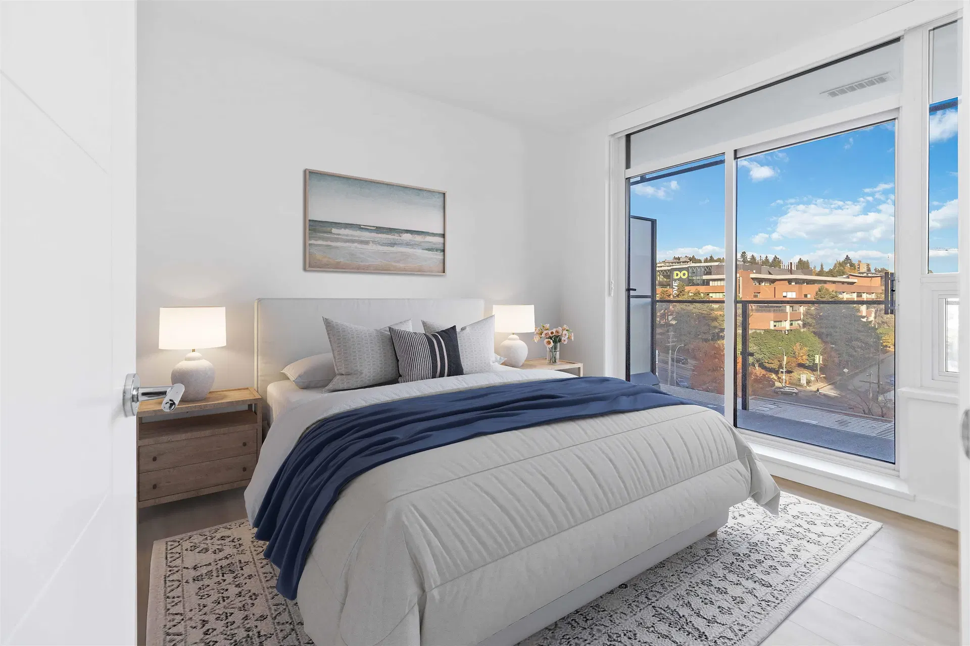 Photo 3 of 35 at #1307 – 823 Carnarvon Street