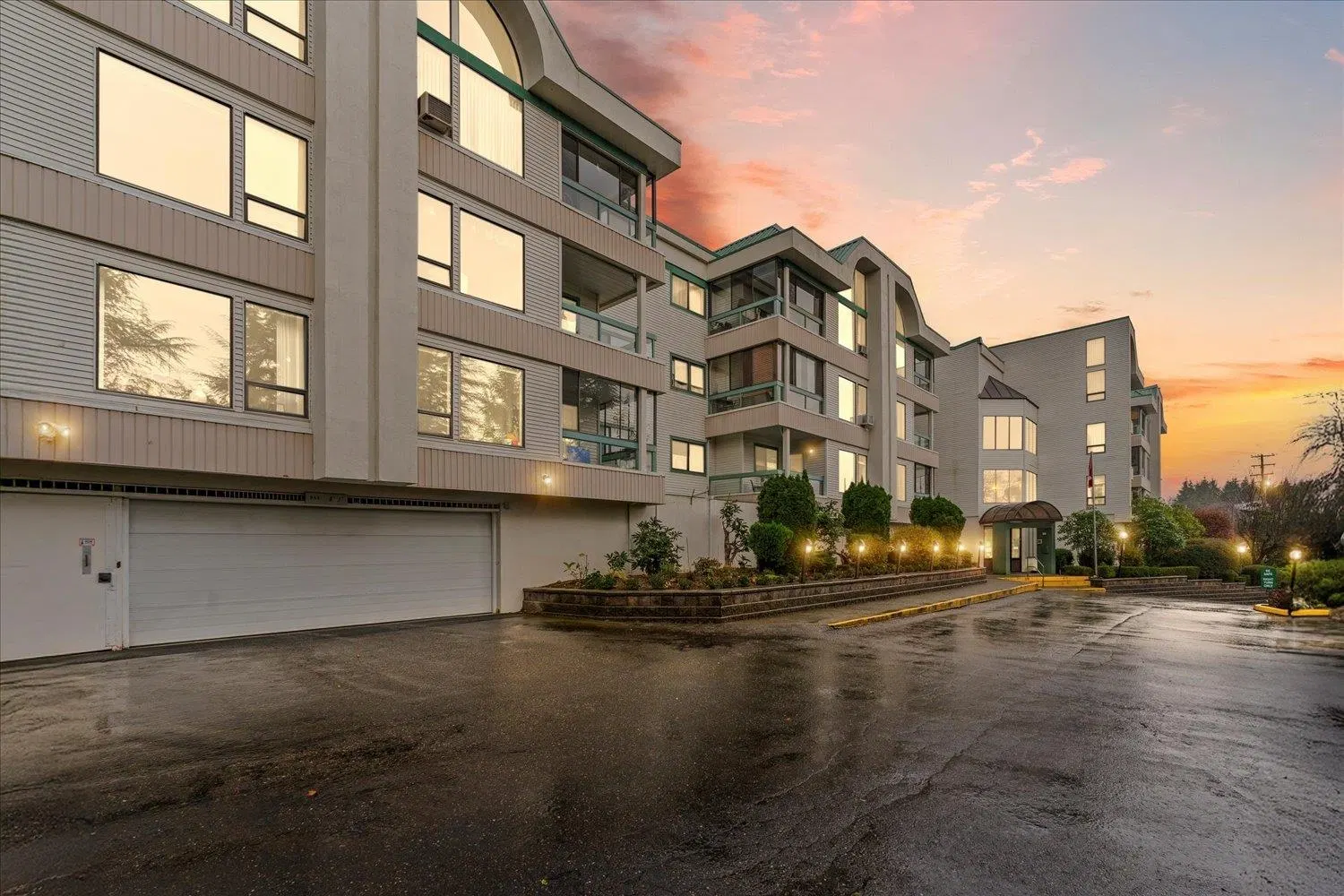 #113 – 33030 George Ferguson Way