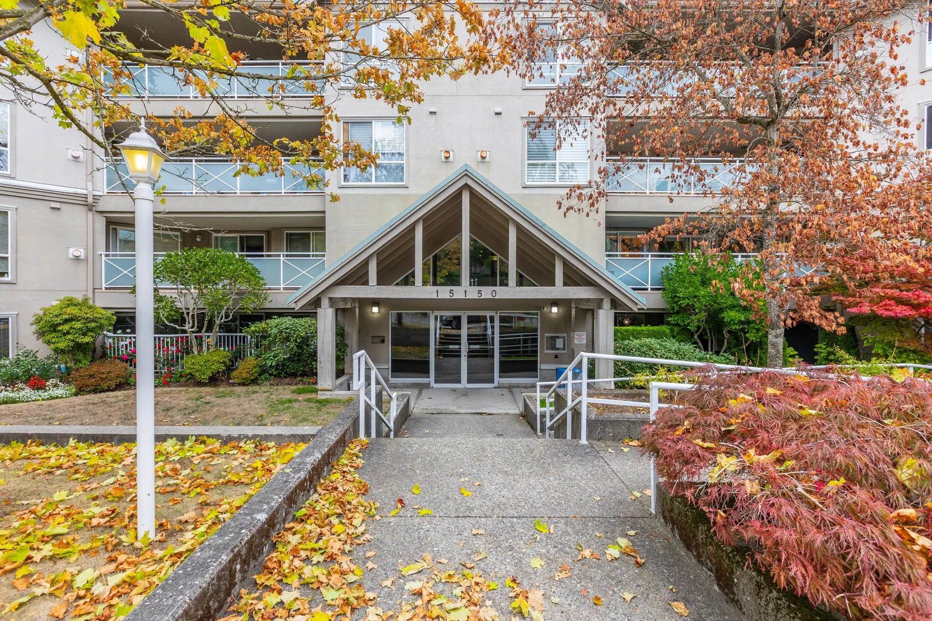 Photo 1 of 40 at #210 – 15150 29a Avenue