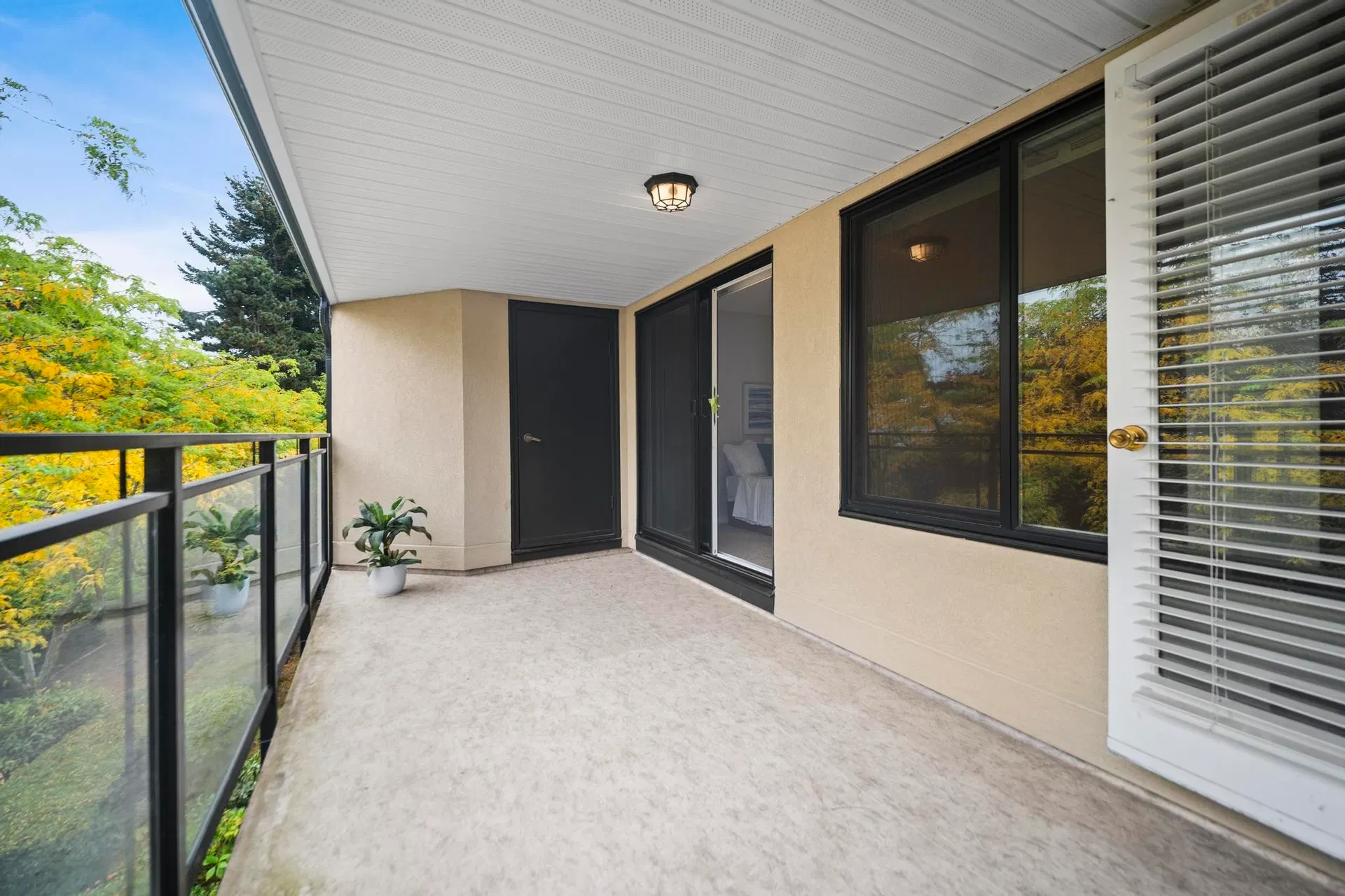 Photo 5 of 24 at #310 – 1280 Fir Street