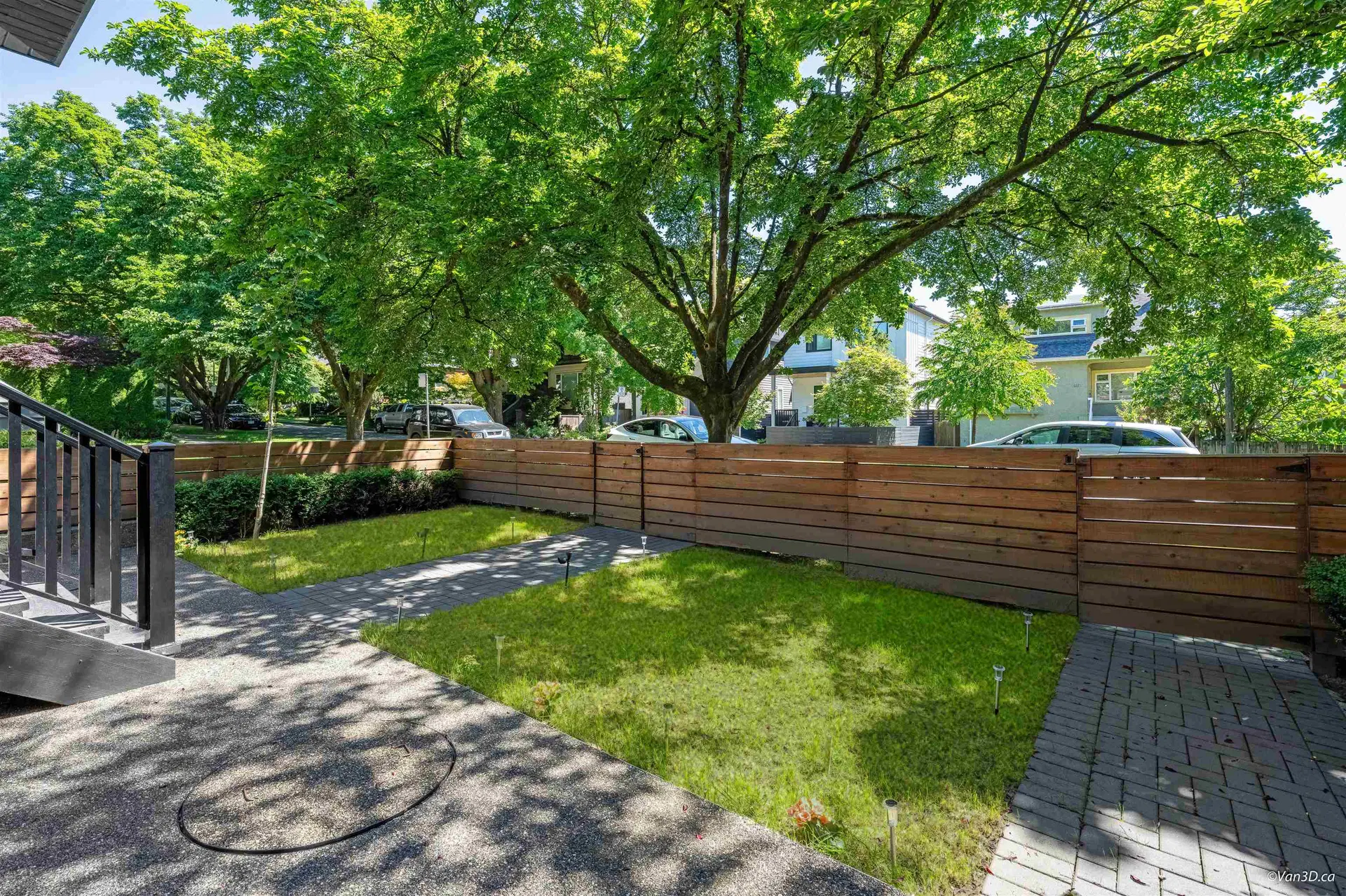 Photo 5 of 37 at #1 – 683 W 19th Avenue