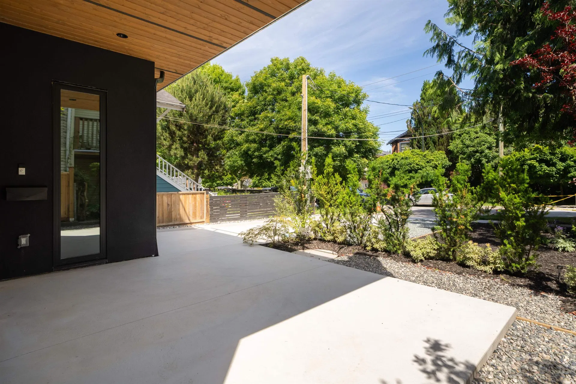 Photo 5 of 38 at #1 – 4161 Windsor Street