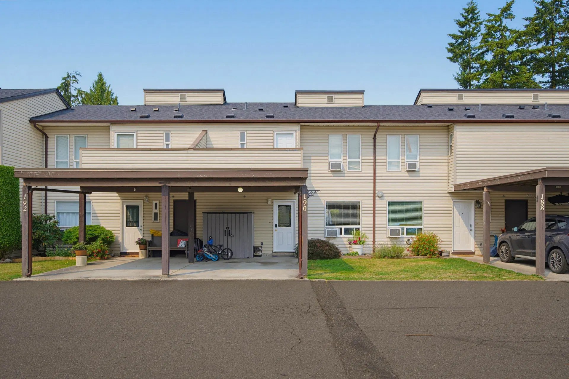 Photo 3 of 33 at #190 – 2844 273 Street