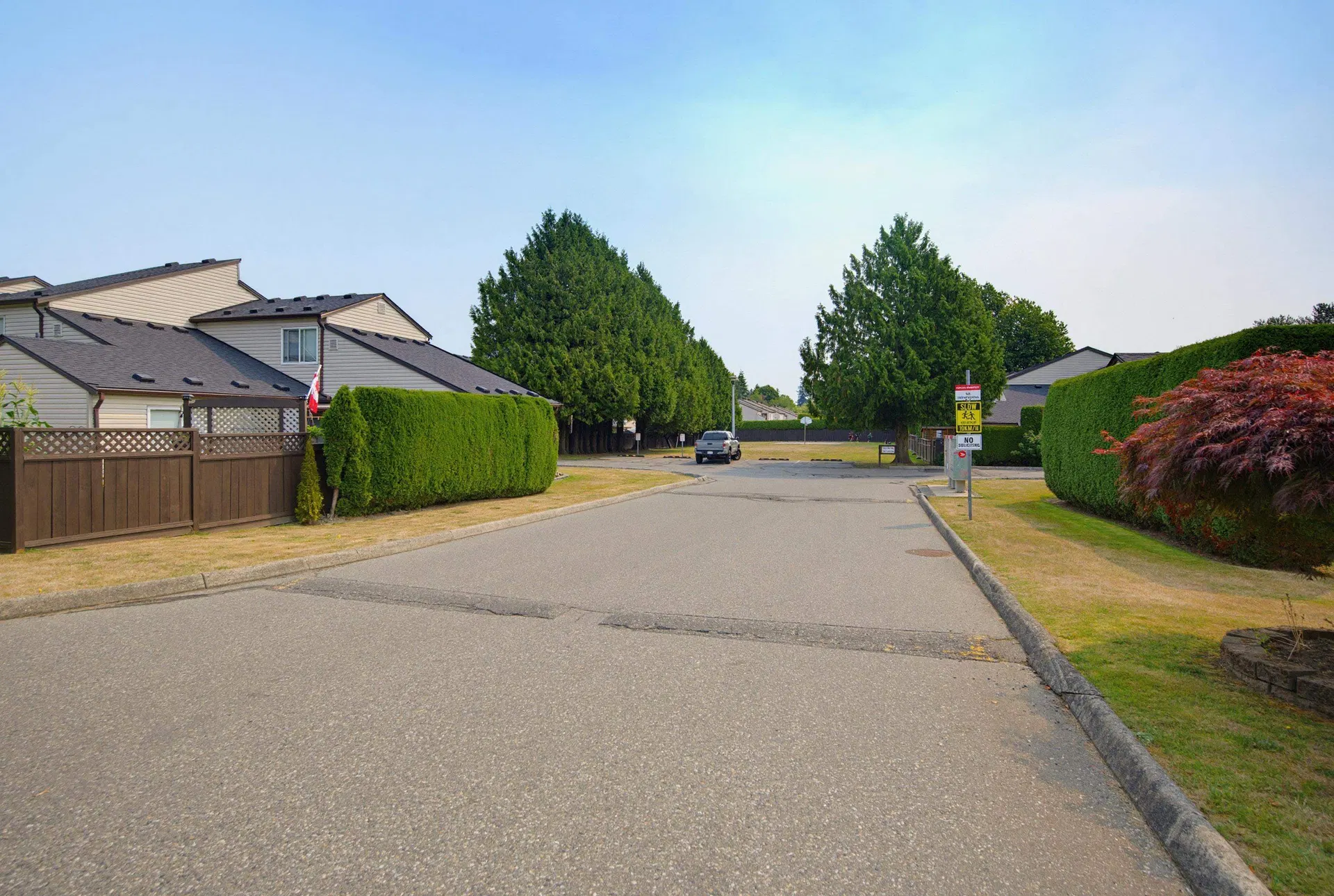 Photo 4 of 33 at #190 – 2844 273 Street