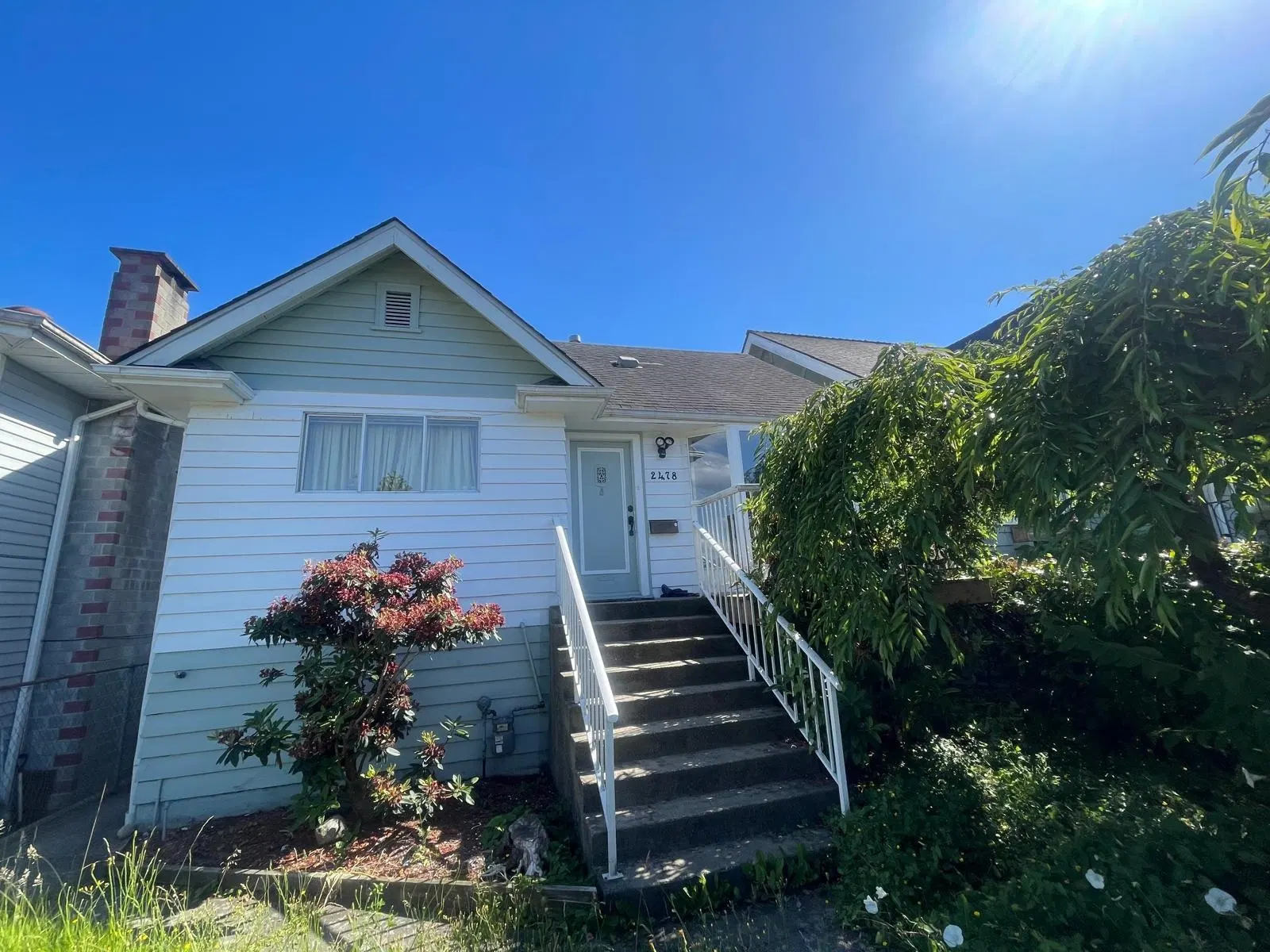Photo 1 of 9 at 2478 E 28th Avenue