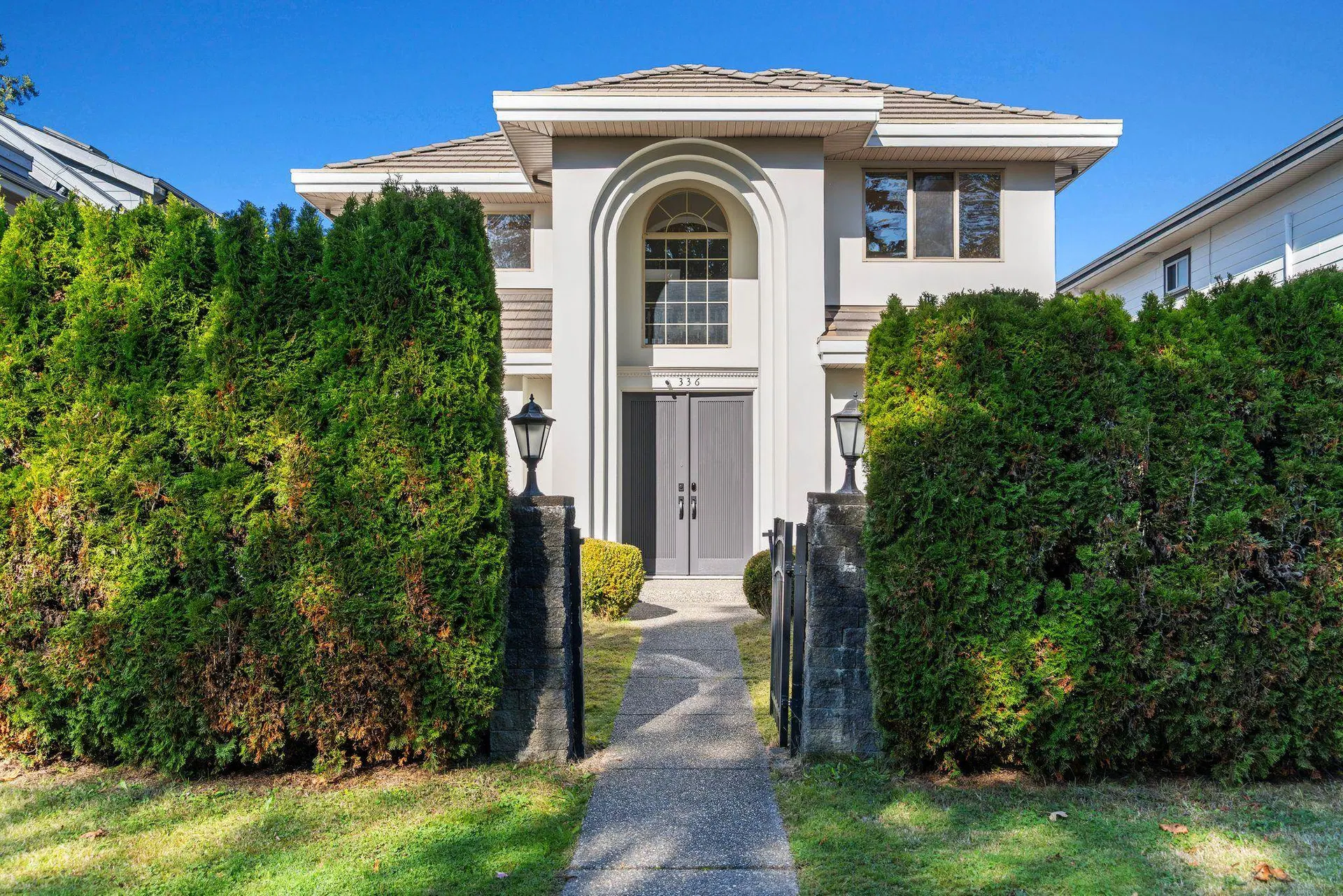 Photo 2 of 36 at 336 W 19th Street