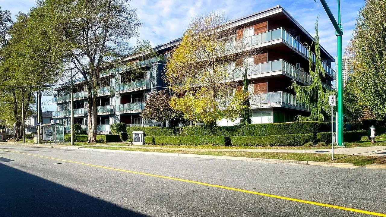 #106 – 7377 14th Avenue