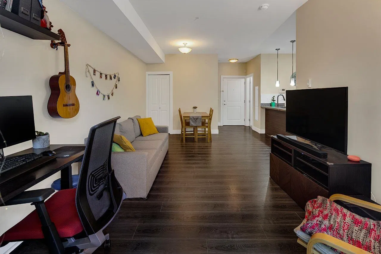 Photo 4 of 33 at #106 – 7377 14th Avenue