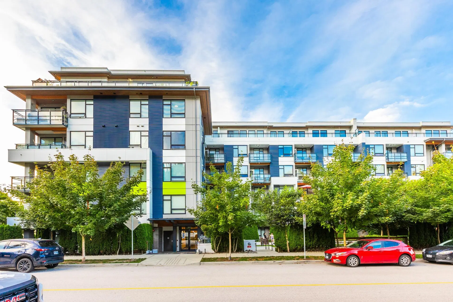 #306 – 3018 St. George Street