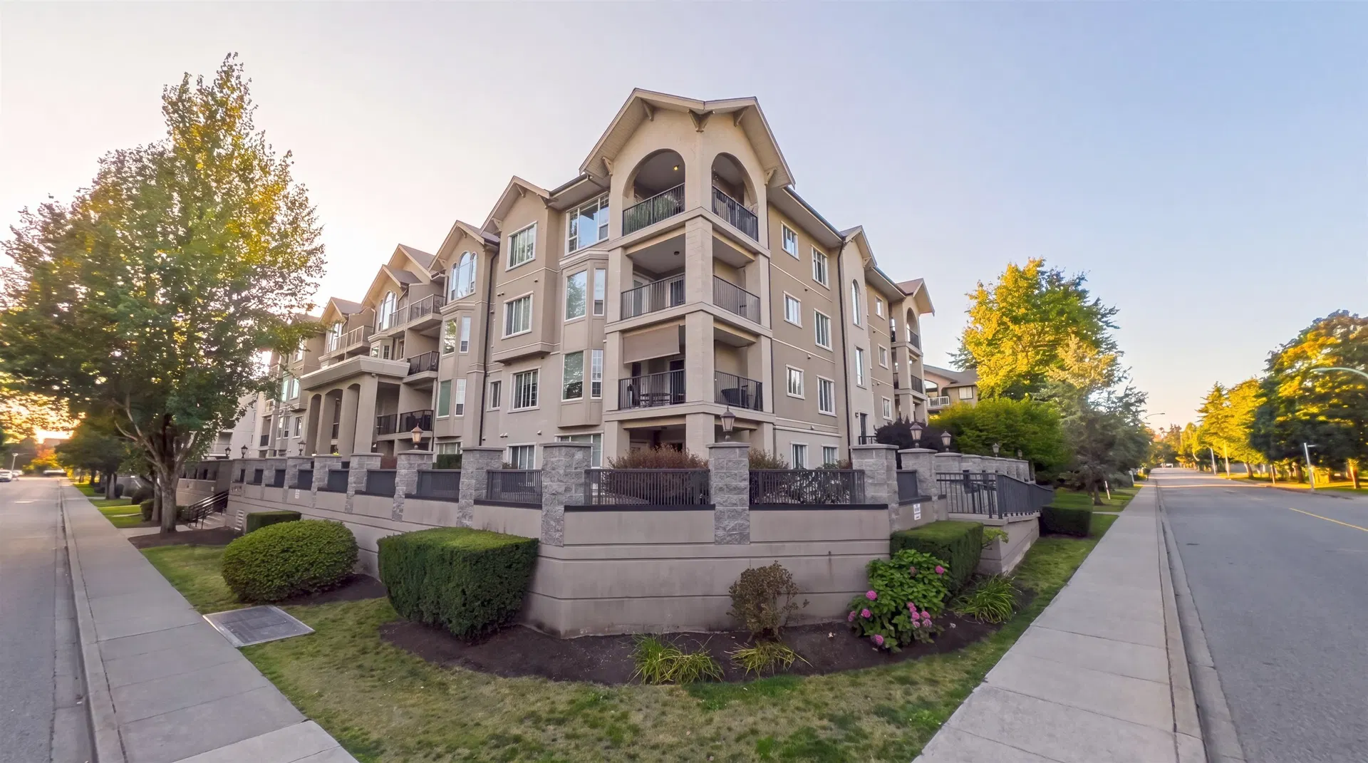 Photo 3 of 19 at #401 – 20281 53a Avenue