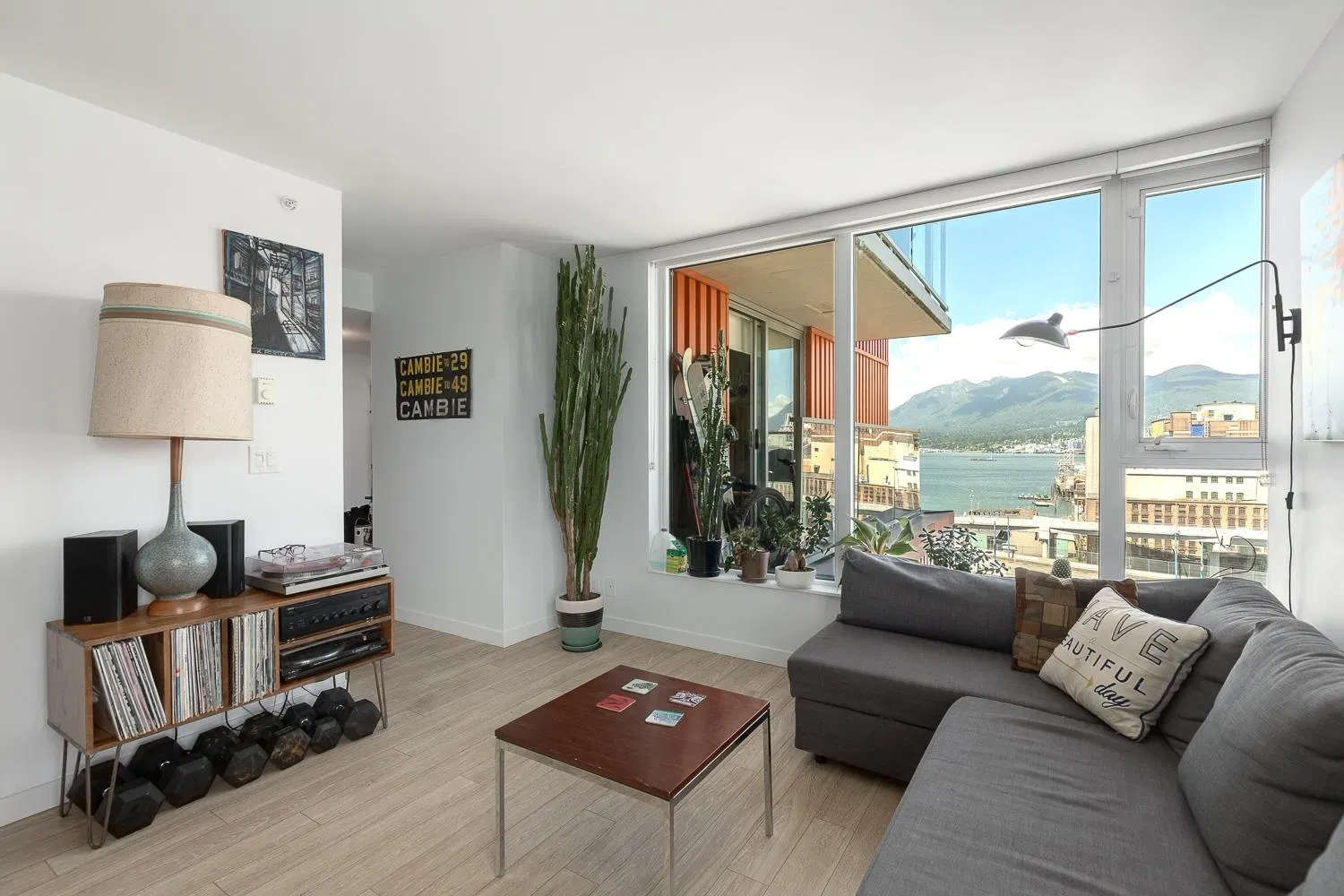 Photo 1 of 31 at #904 – 983 E Hastings Street