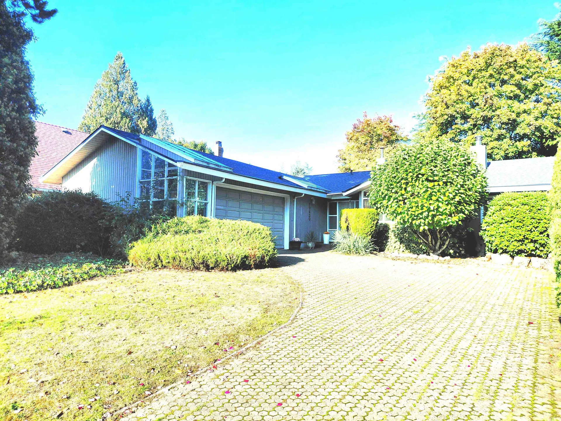Photo 1 of 34 at 10430 Fraserglen Drive