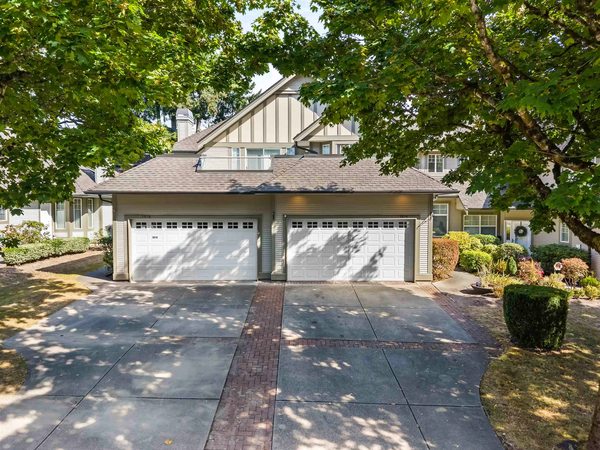 Photo 1 of 40 at 5814 122 Street