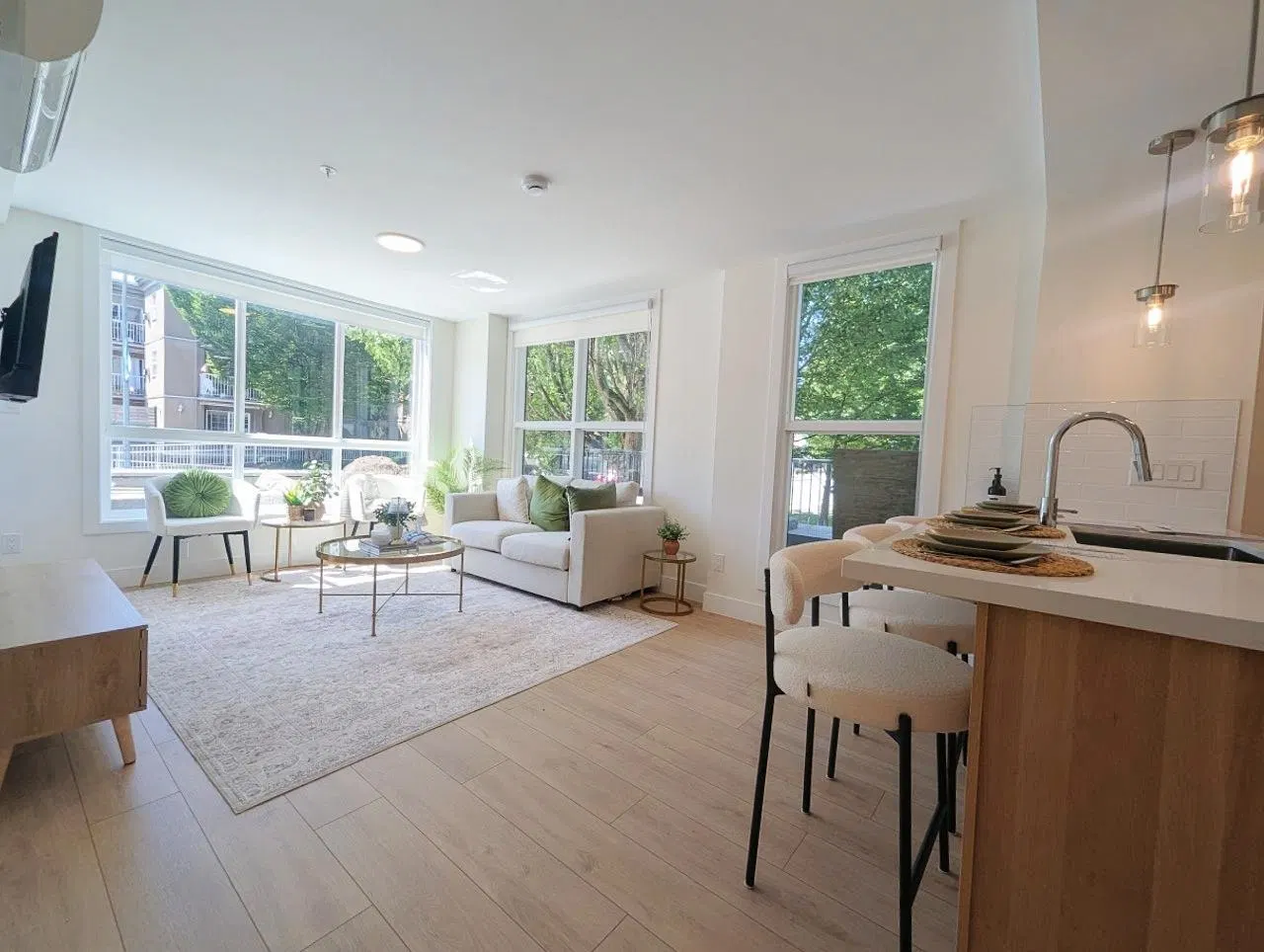 Photo 3 of 29 at #108 – 2368 Shaughnessy