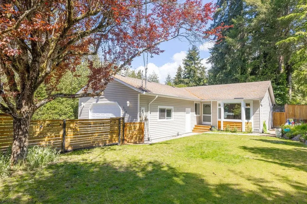 Photo 4 of 36 at 5700 Trident Avenue