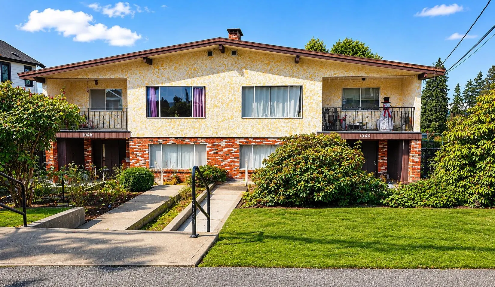 Photo 2 of 6 at 1046 Madore Avenue