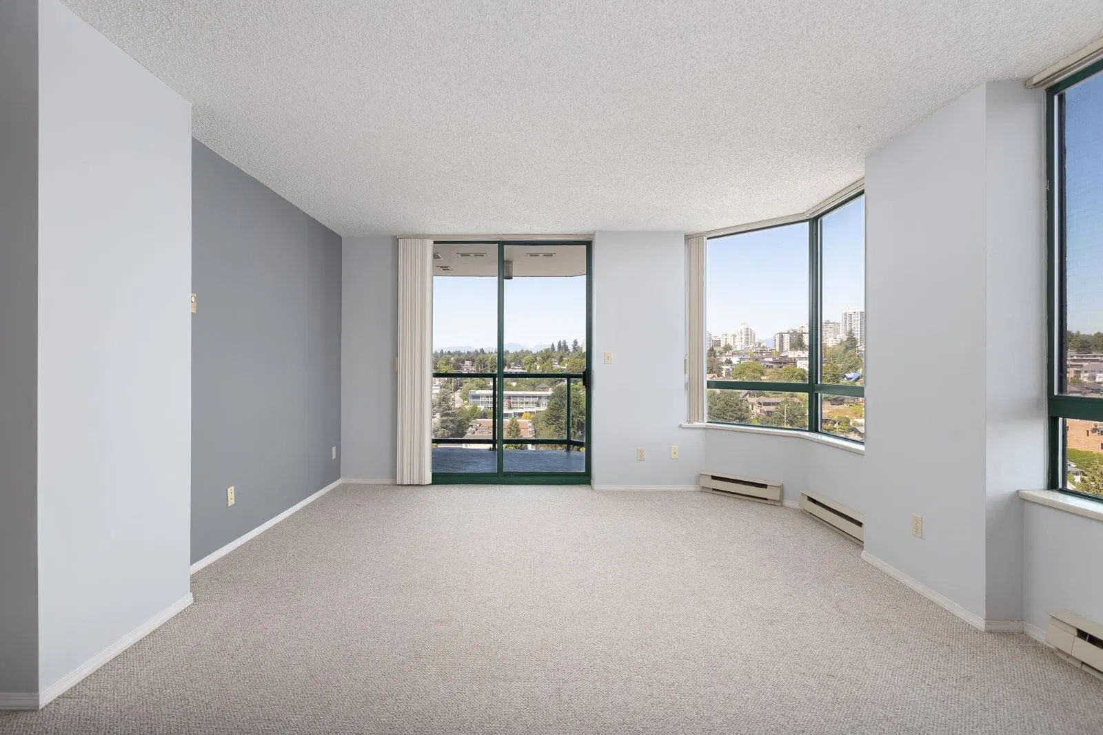 Photo 5 of 18 at #1806 – 121 Tenth Street