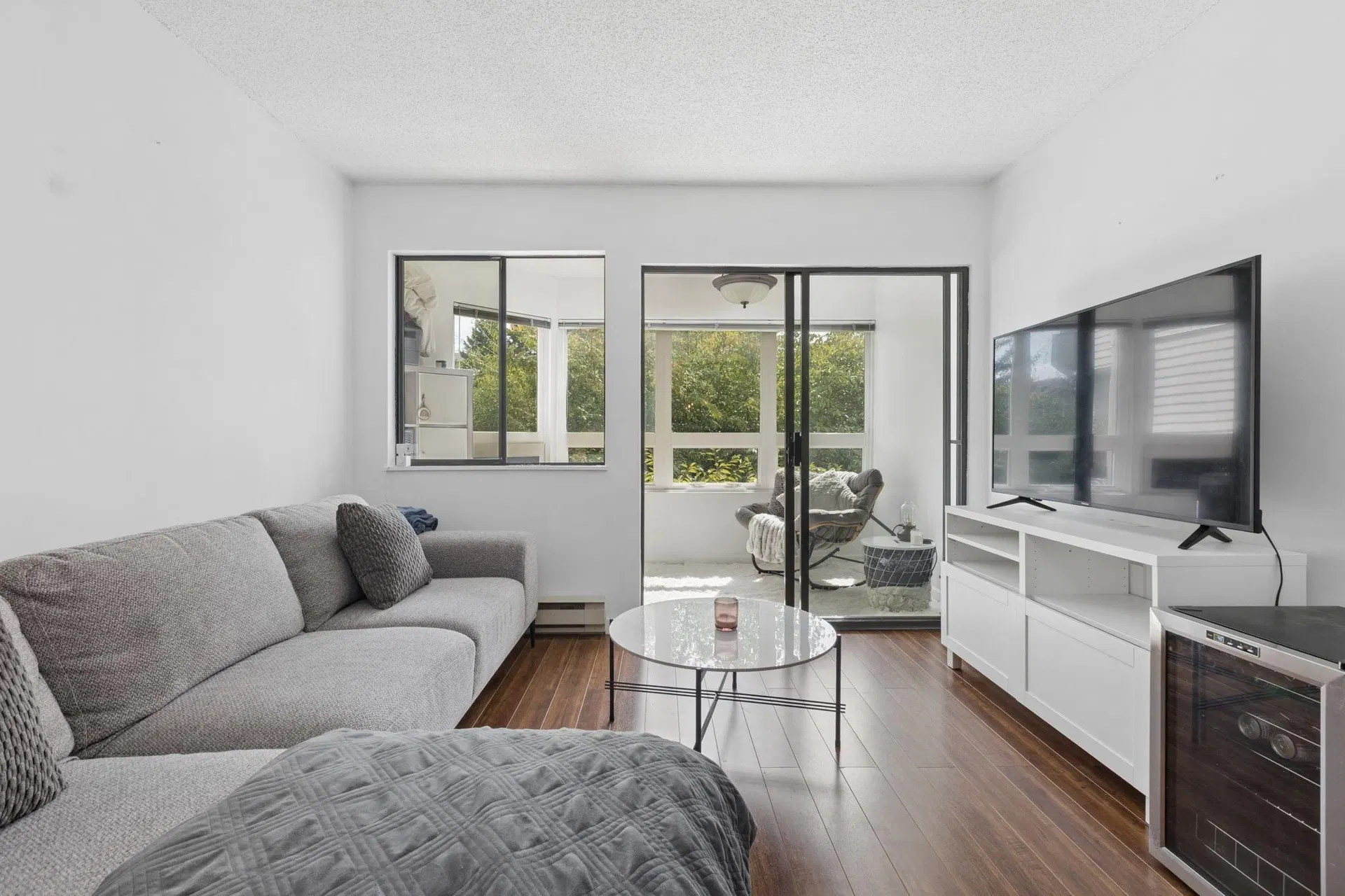 Photo 2 of 20 at #204 – 1155 Ross Rd