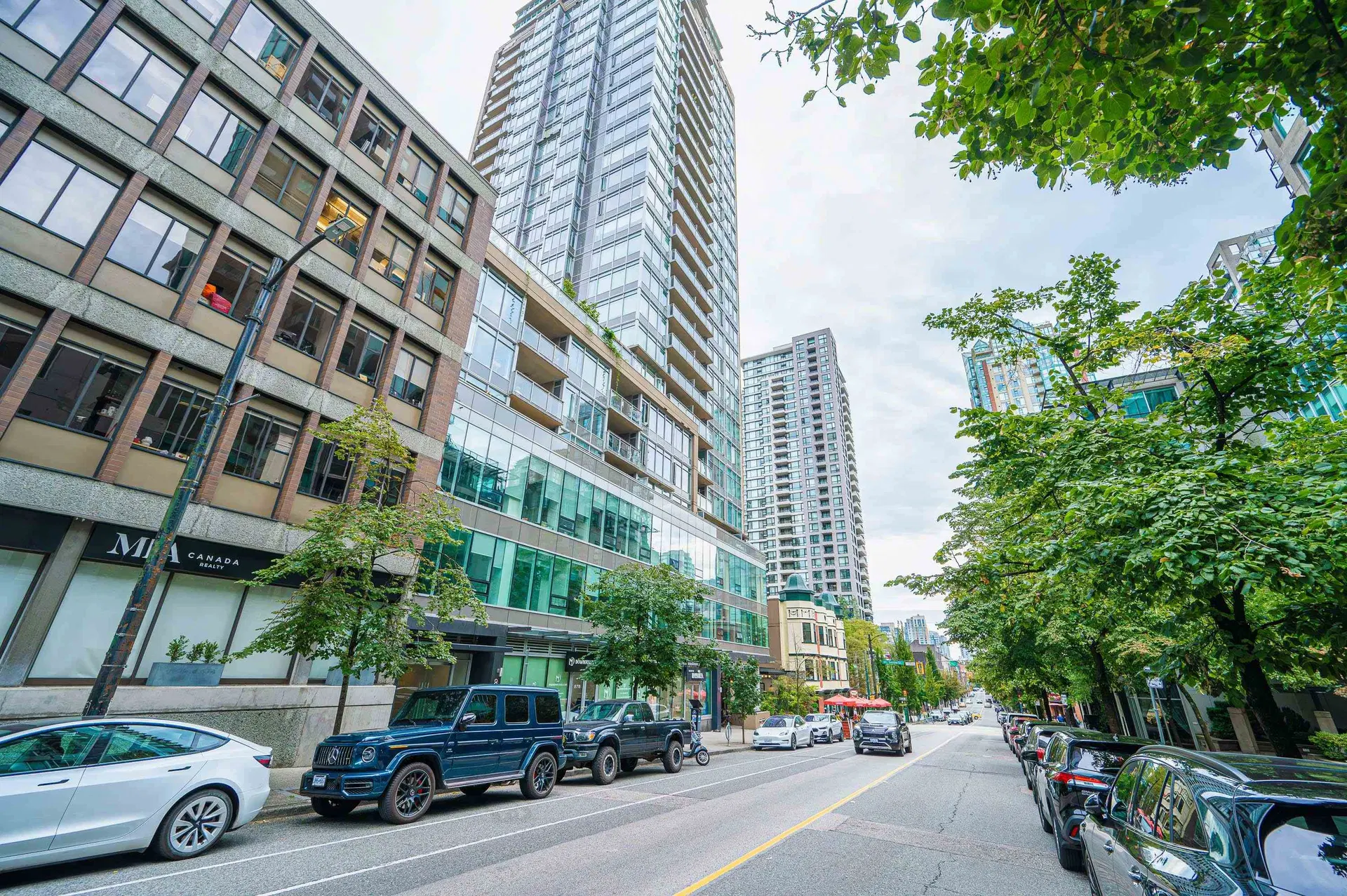 #1408 – 888 Homer Street