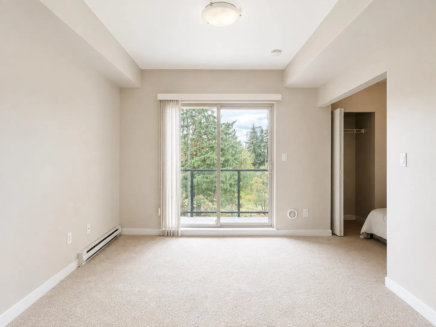 Photo 2 of 21 at #425 – 13789 107a Avenue