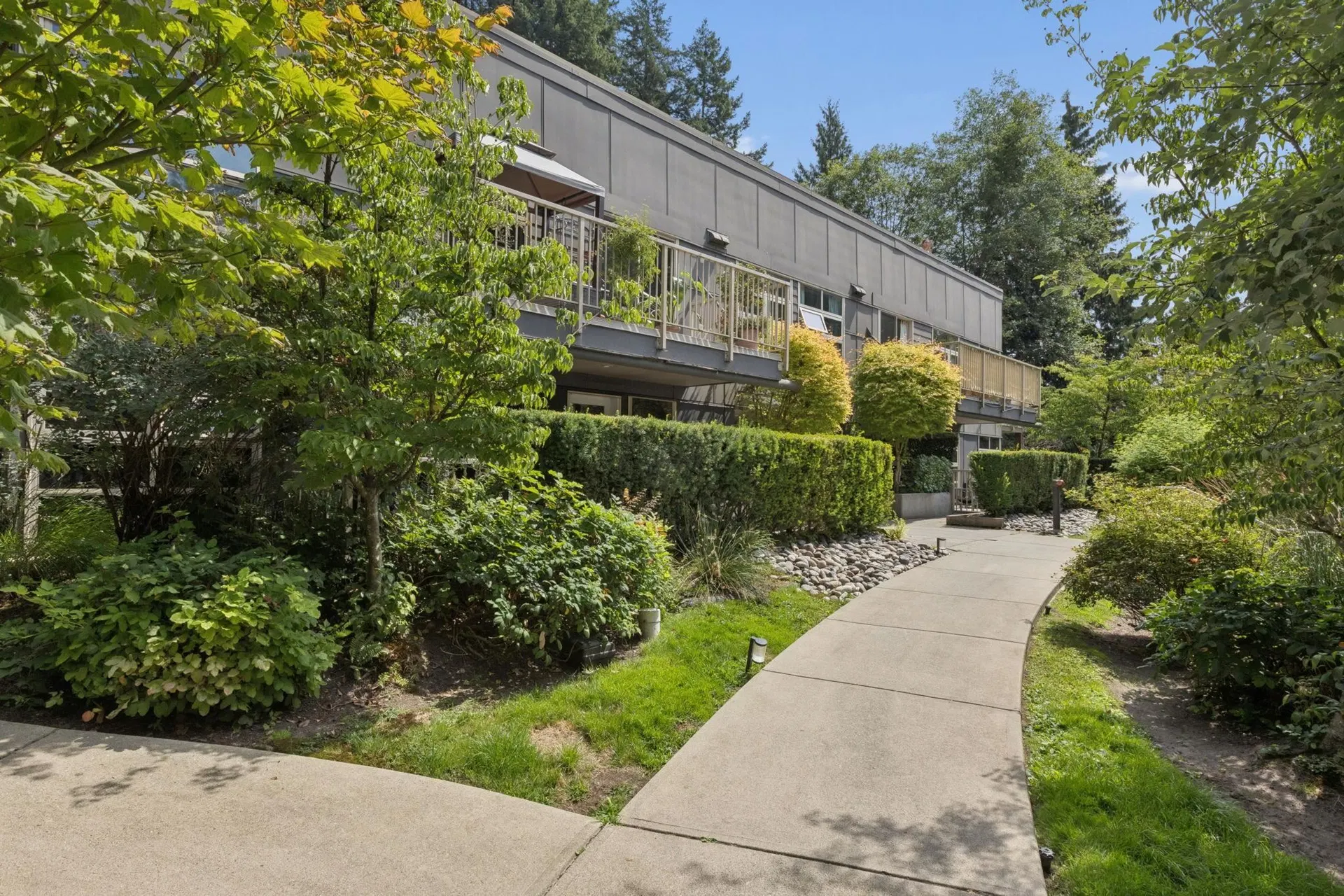 Photo 4 of 32 at #204 – 2832 Capilano Road