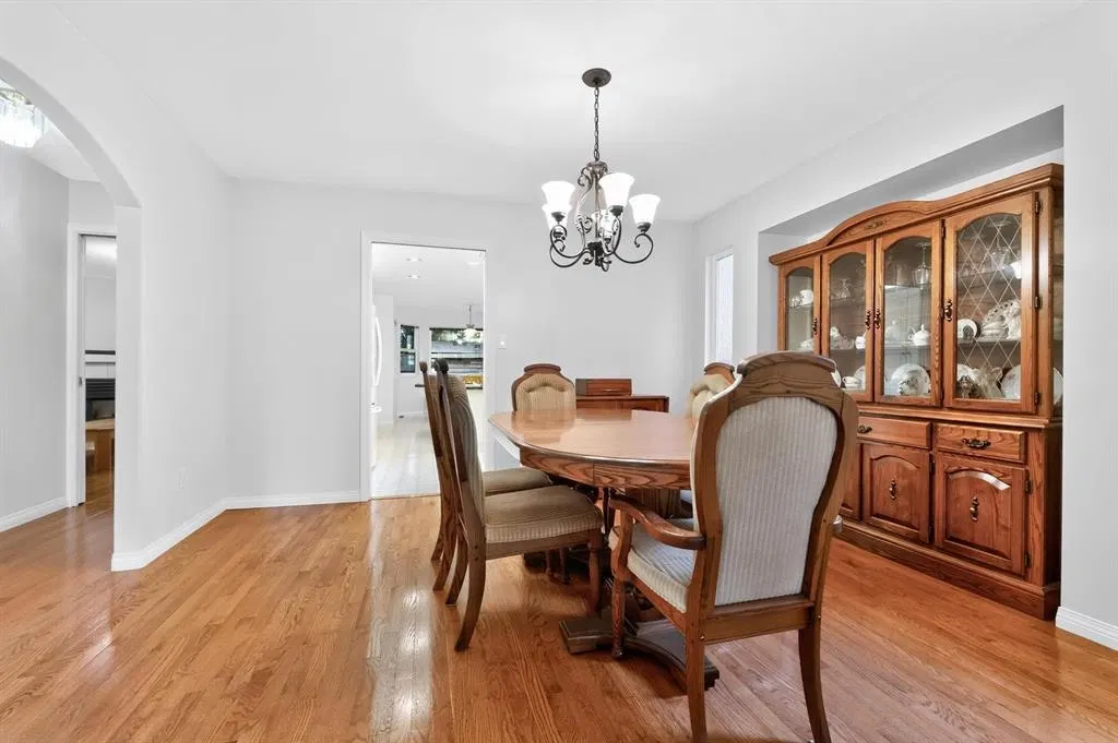 Photo 5 of 40 at 4484 210a Street