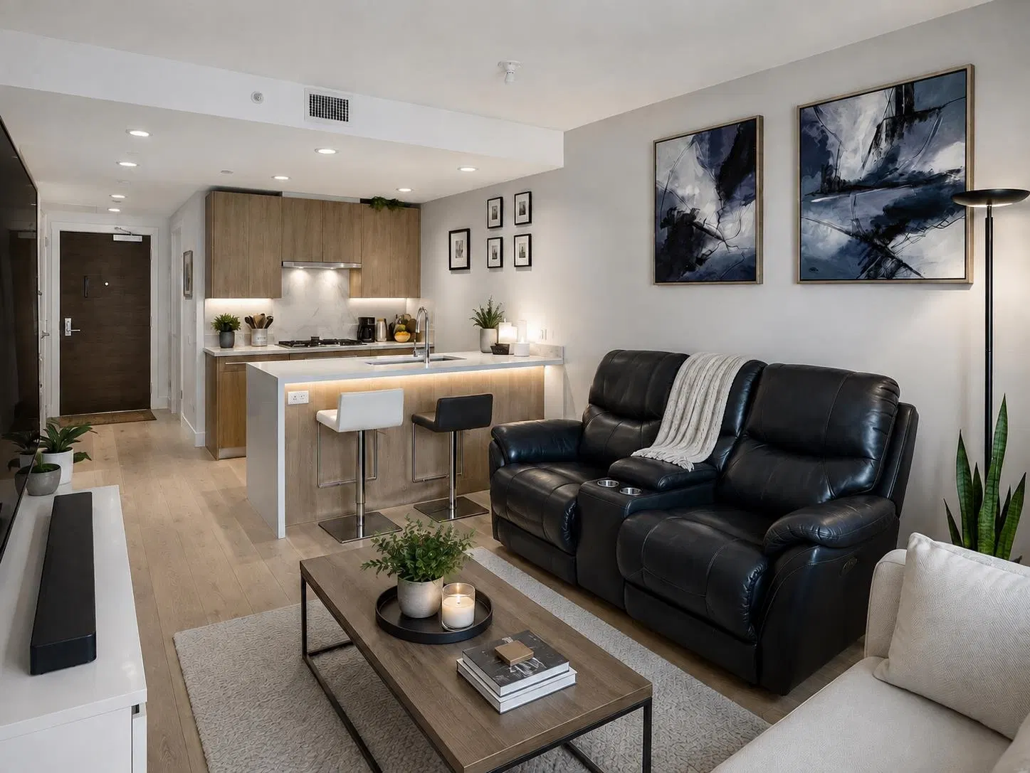 Photo 2 of 39 at #902 – 1210 E 27th Street