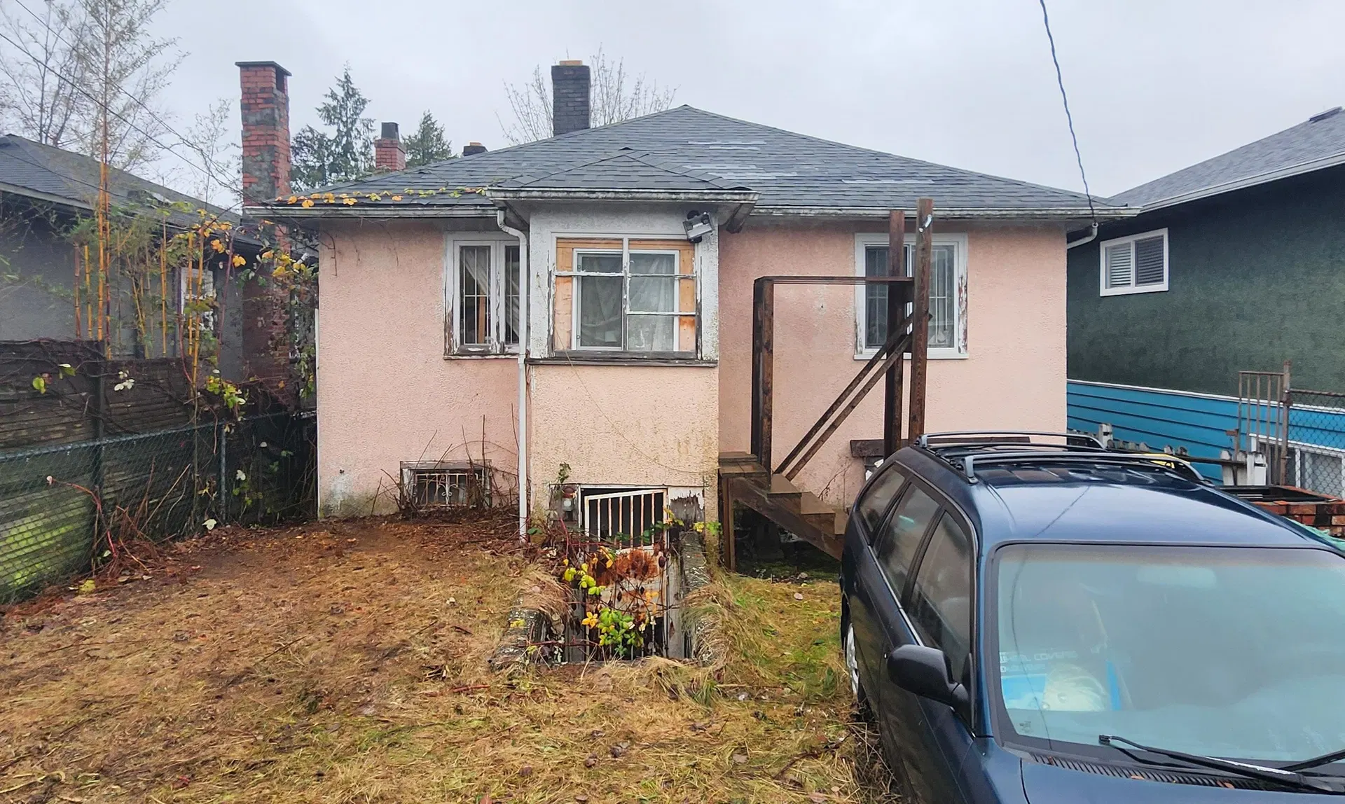 Photo 2 of 3 at 5302 Inverness Street