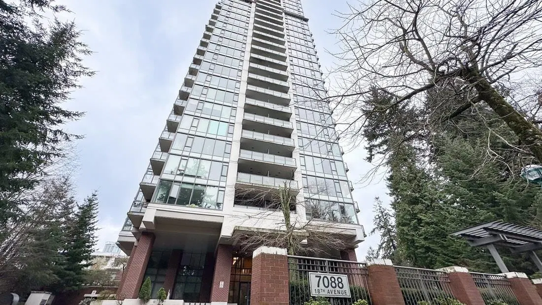 Photo 4 of 36 at #909 – 7088 18th Avenue