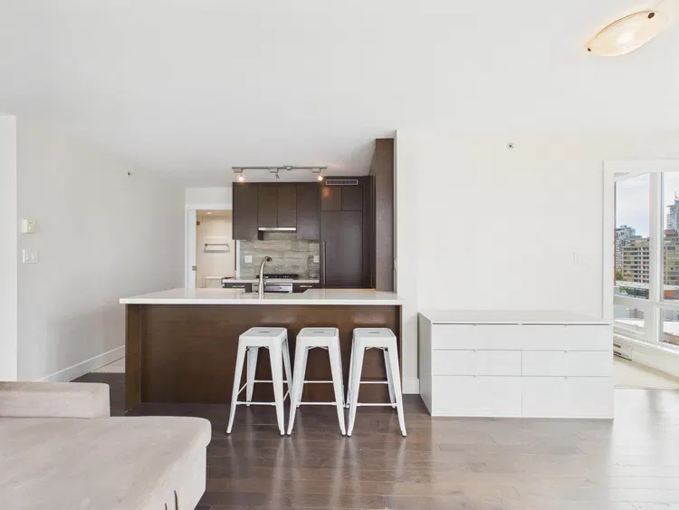 Photo 3 of 26 at #1101 – 535 Smithe Street