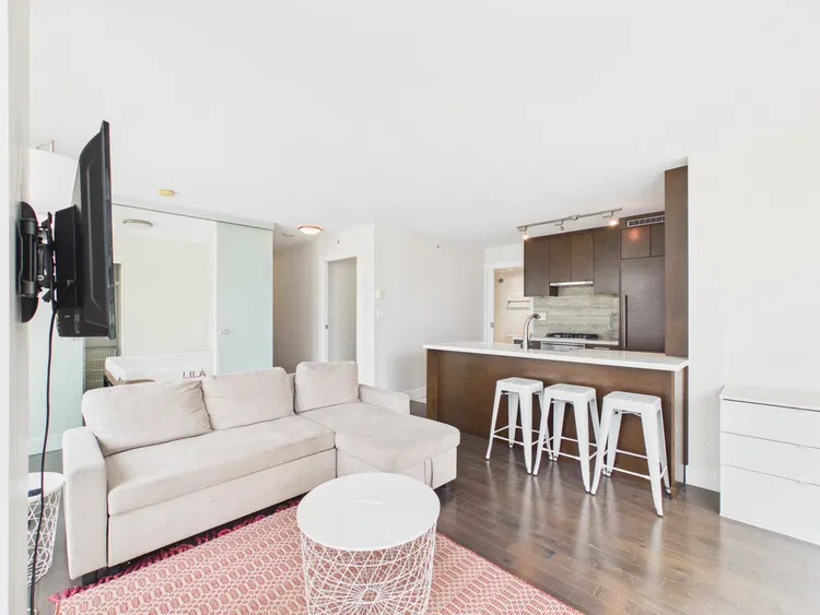 Photo 4 of 26 at #1101 – 535 Smithe Street