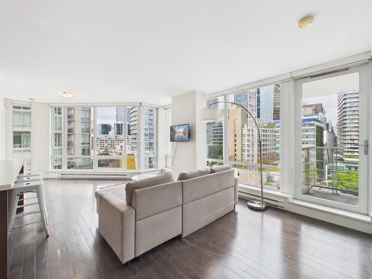 Photo 5 of 26 at #1101 – 535 Smithe Street