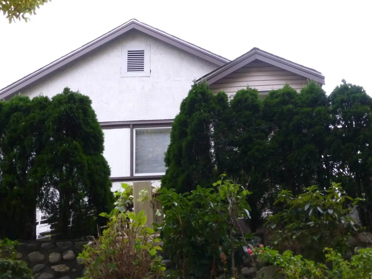 Photo 1 of 1 at 2707 E Broadway