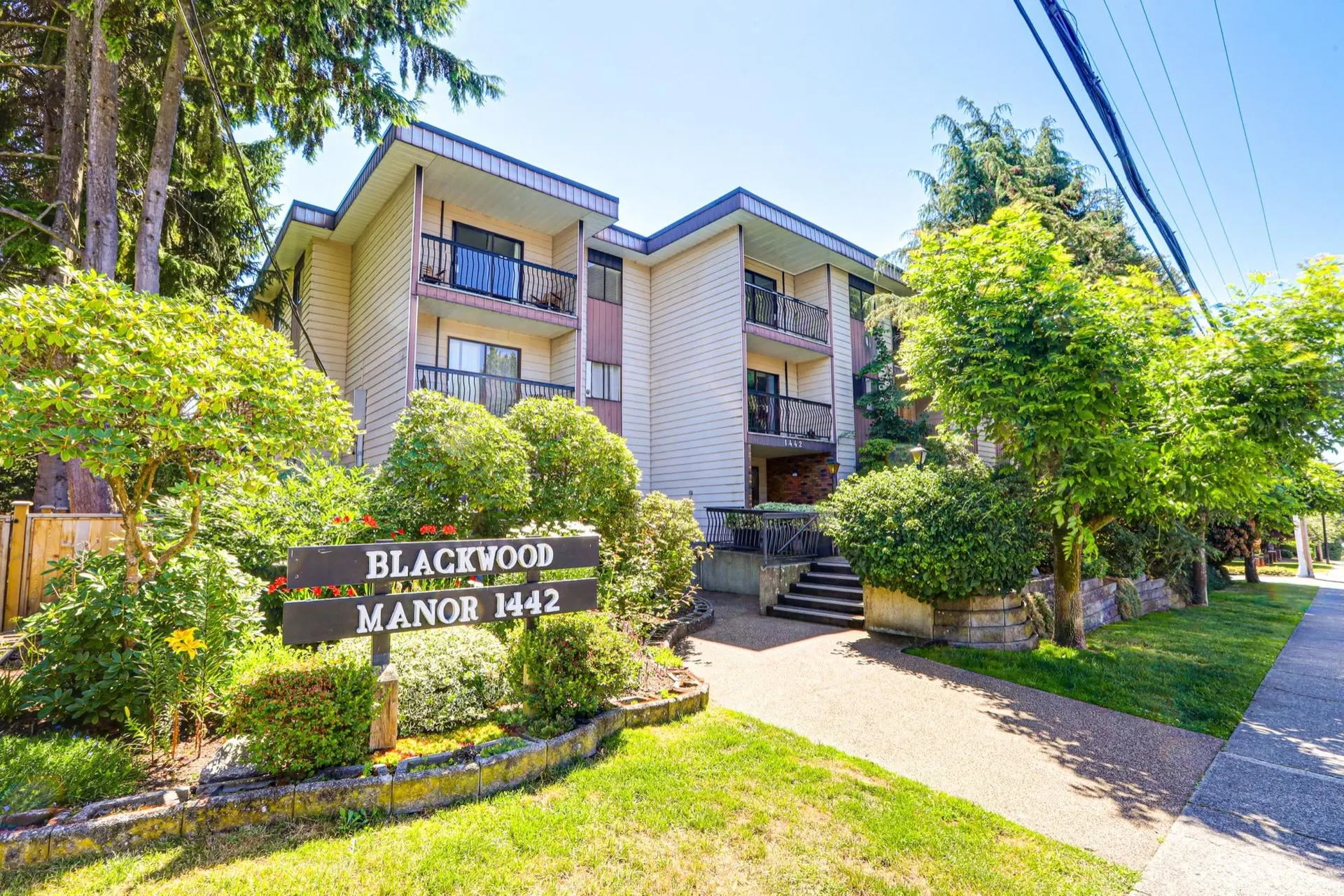 Photo 2 of 32 at #119 – 1442 Blackwood Street