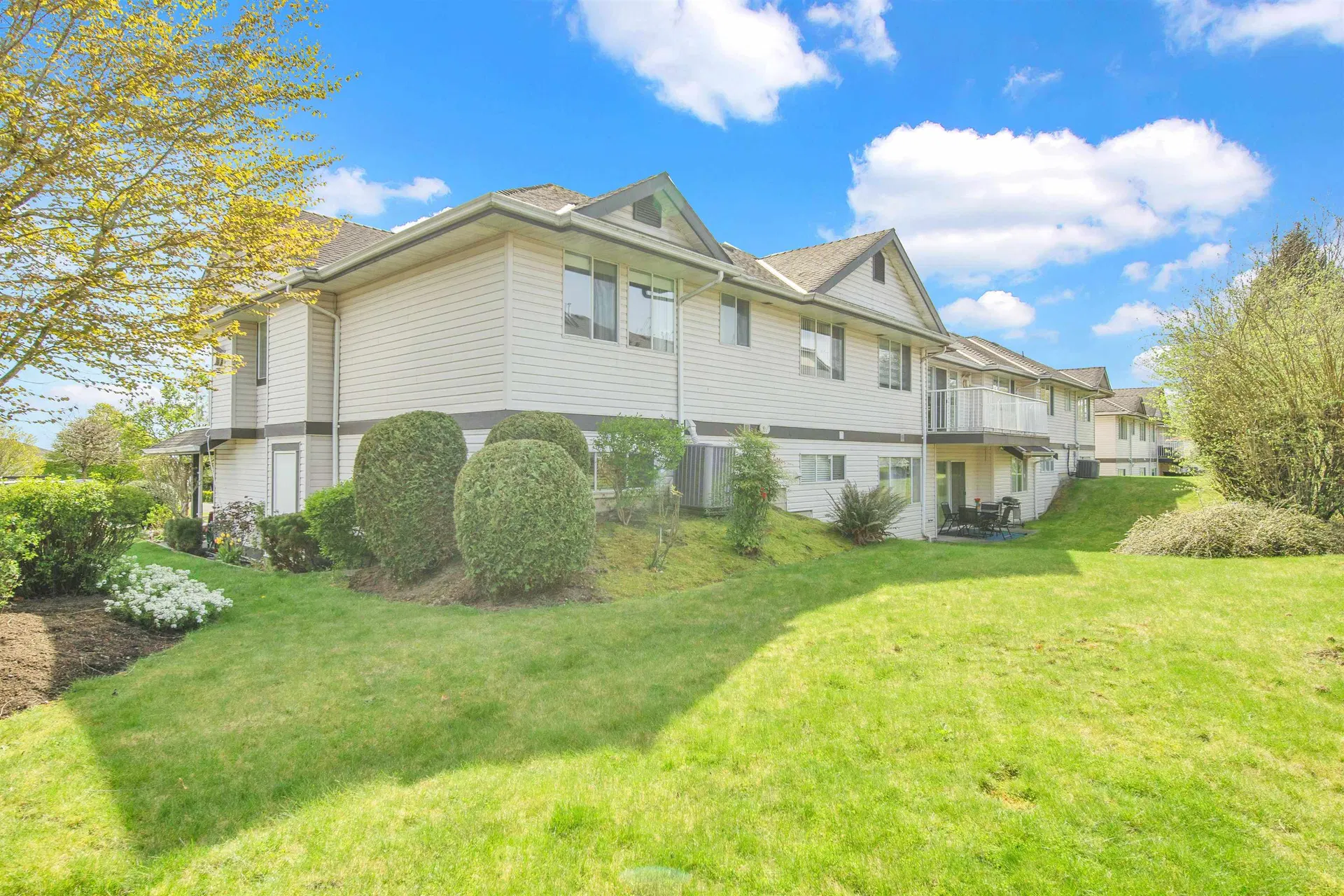 Photo 5 of 35 at #122 – 3080 Townline Road