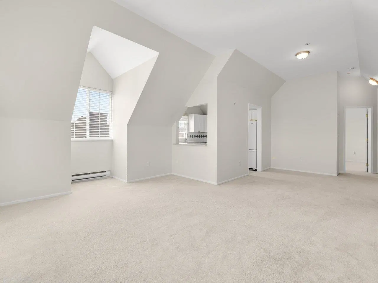 Photo 4 of 39 at #406 – 5556 14 Avenue