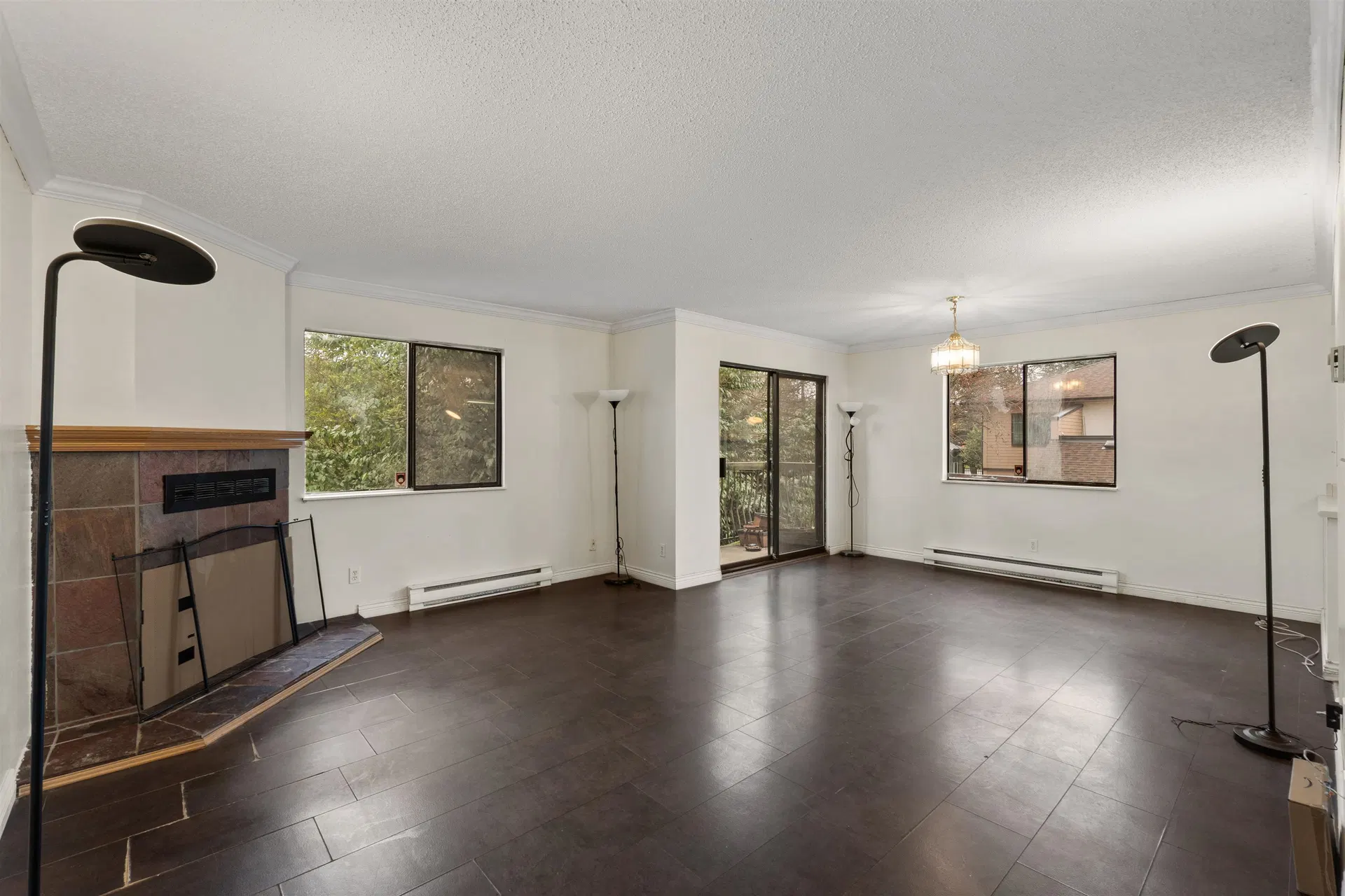 Photo 4 of 23 at #204 – 7165 133 Street