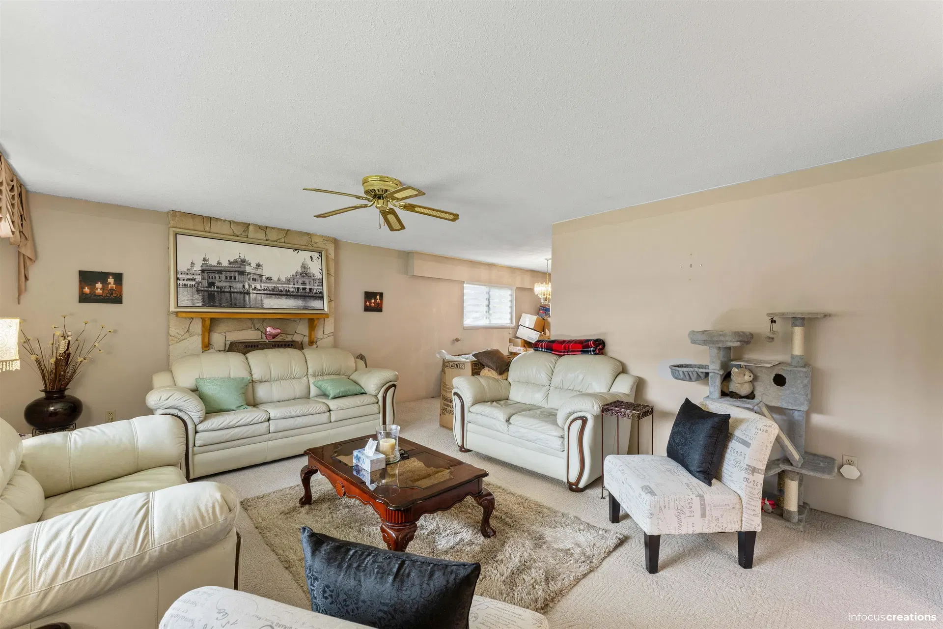 Photo 4 of 35 at 15156 93 Avenue