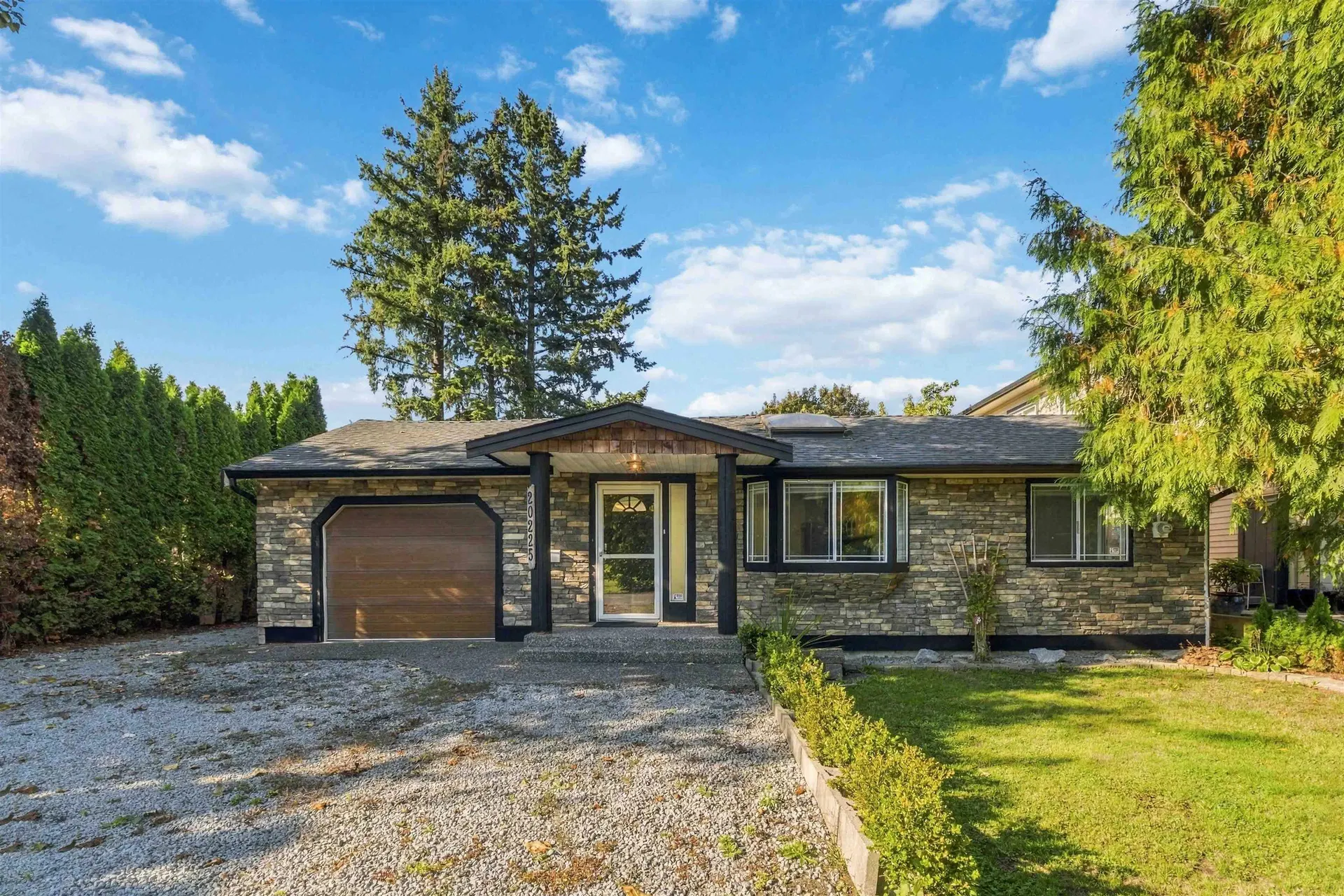 Photo 1 of 39 at 20225 Lorne Avenue