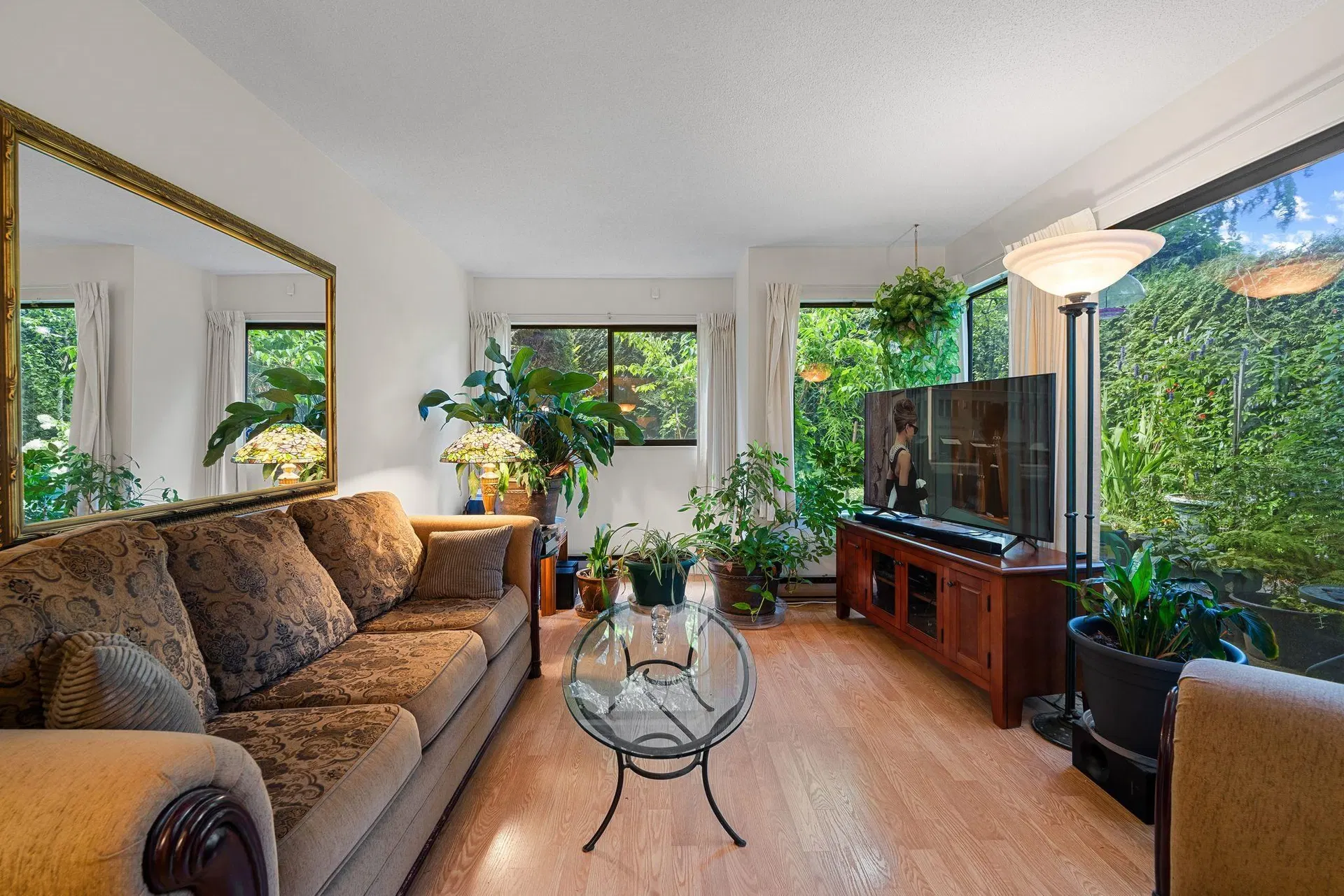 Photo 3 of 30 at #31 – 460 W 16th Avenue
